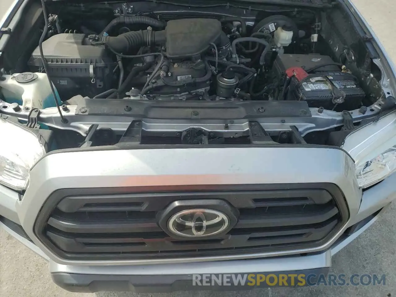 11 Photograph of a damaged car 5TFAX5GN1KX156203 TOYOTA TACOMA 2019
