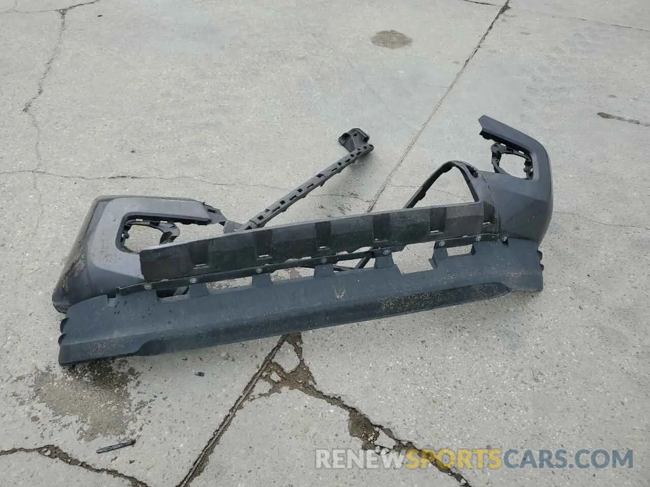 12 Photograph of a damaged car 5TFAX5GN1KX156282 TOYOTA TACOMA 2019