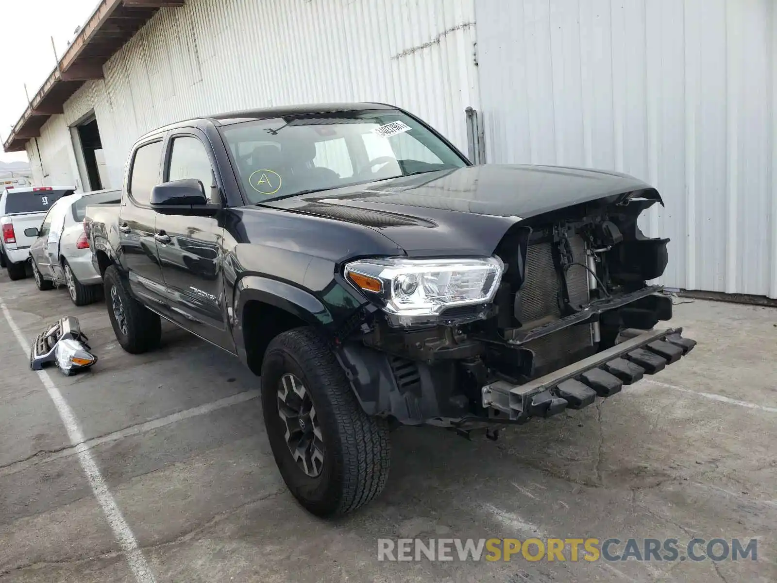 1 Photograph of a damaged car 5TFAX5GN1KX160607 TOYOTA TACOMA 2019