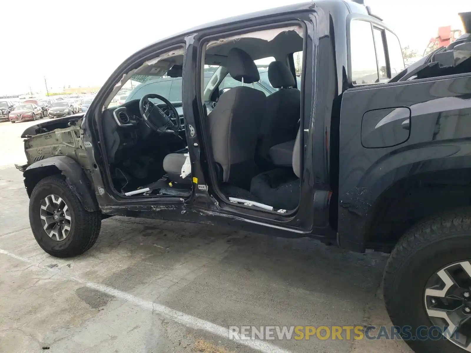 9 Photograph of a damaged car 5TFAX5GN1KX160607 TOYOTA TACOMA 2019