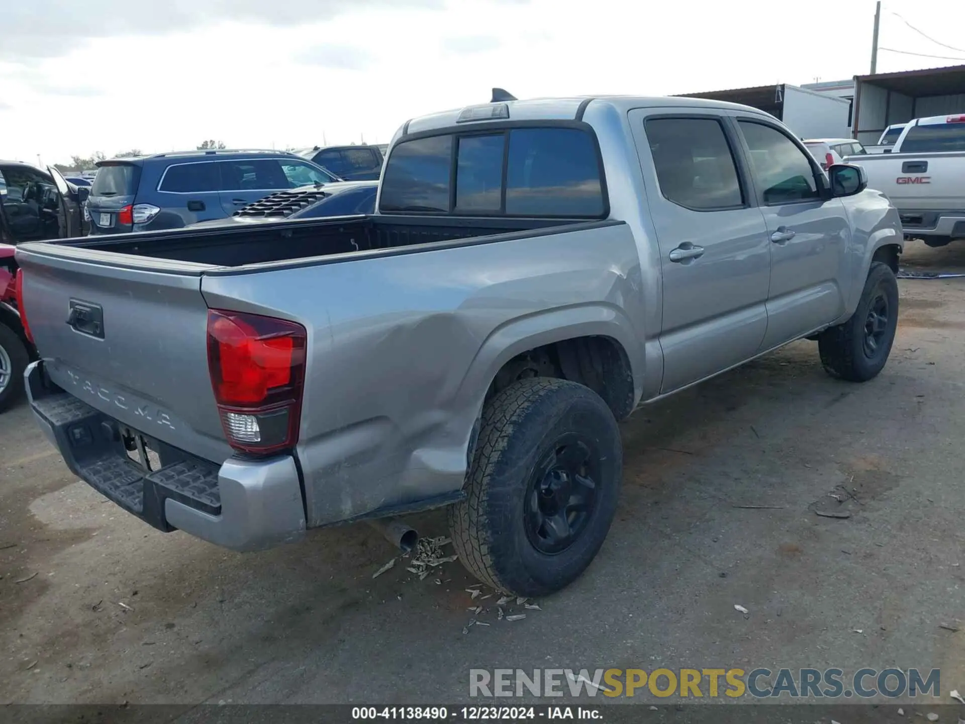 4 Photograph of a damaged car 5TFAX5GN2KX137952 TOYOTA TACOMA 2019