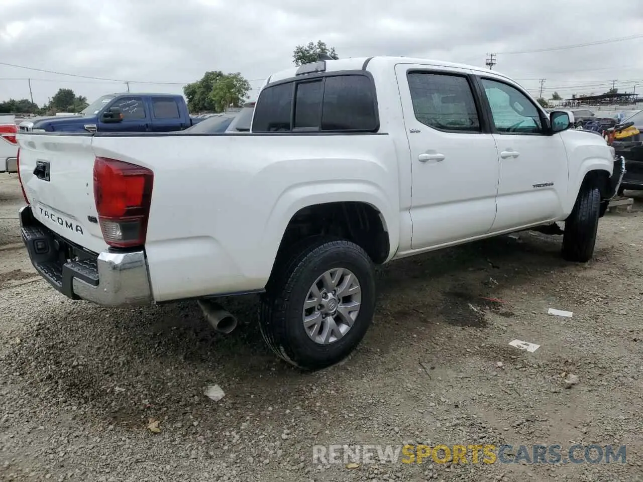 3 Photograph of a damaged car 5TFAX5GN2KX150751 TOYOTA TACOMA 2019