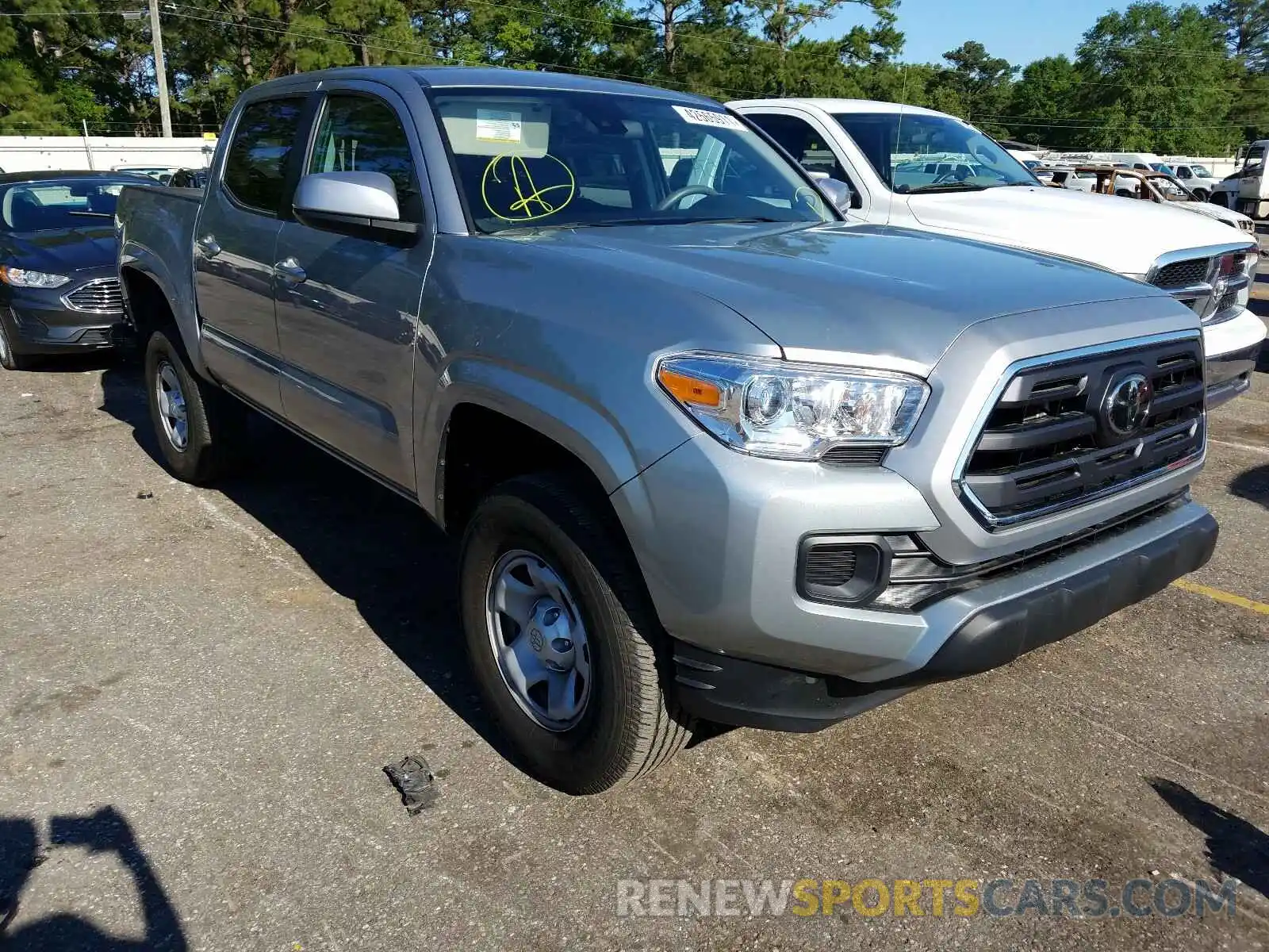 1 Photograph of a damaged car 5TFAX5GN2KX156548 TOYOTA TACOMA 2019