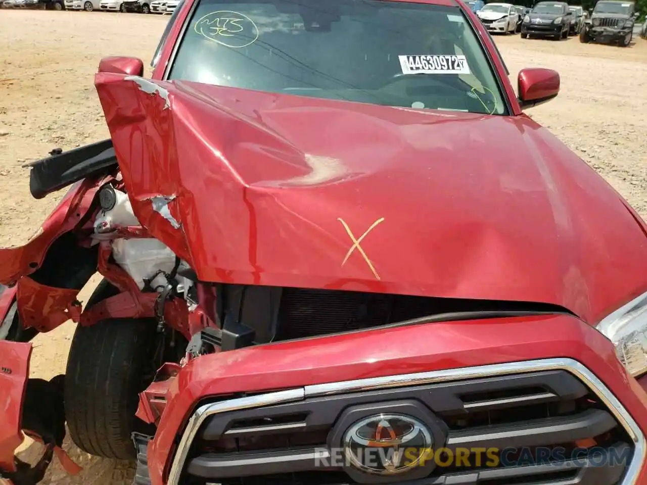 7 Photograph of a damaged car 5TFAX5GN2KX161510 TOYOTA TACOMA 2019