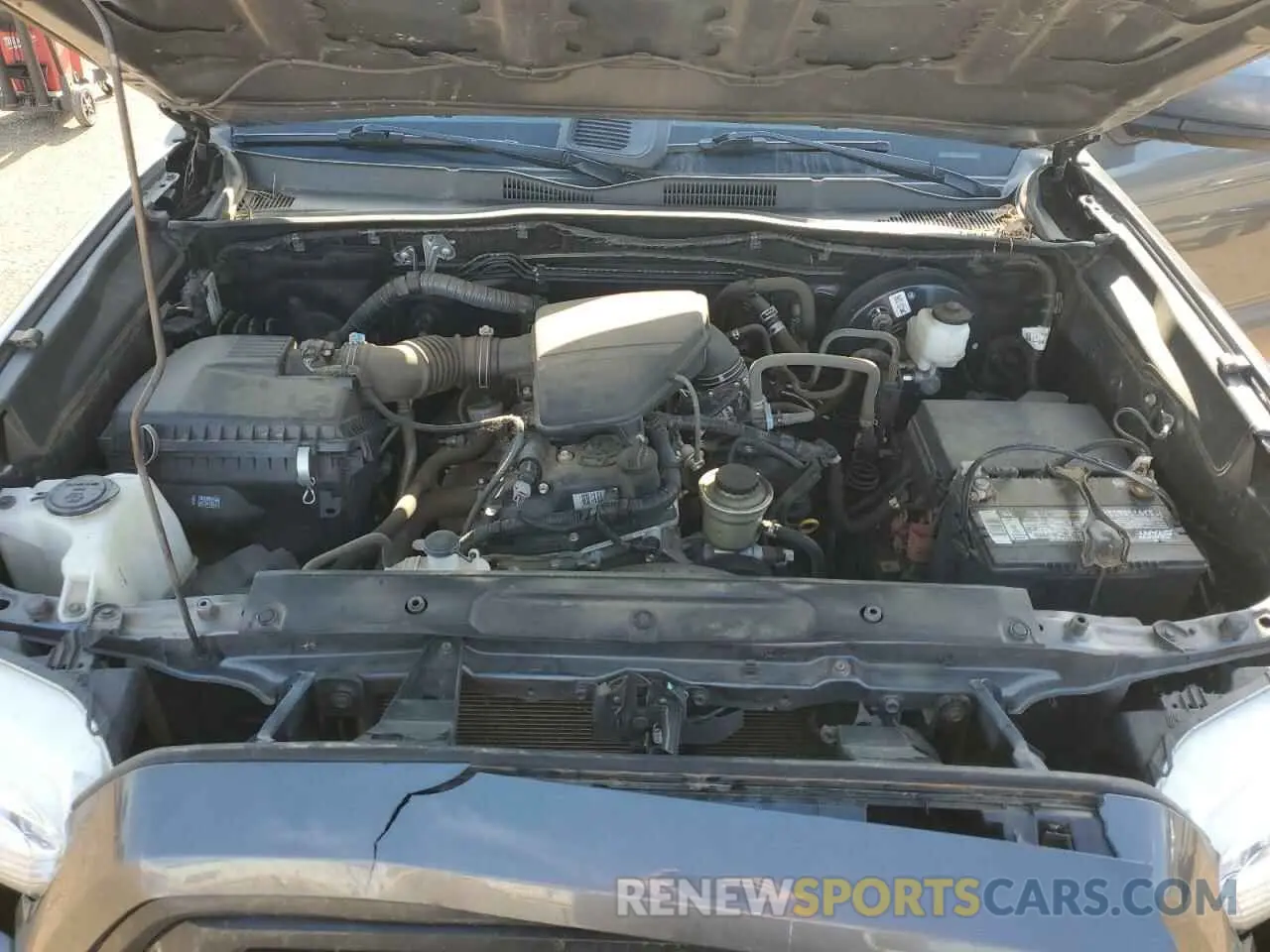 11 Photograph of a damaged car 5TFAX5GN2KX161636 TOYOTA TACOMA 2019
