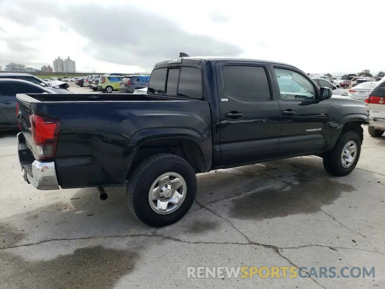 3 Photograph of a damaged car 5TFAX5GN3KX137572 TOYOTA TACOMA 2019