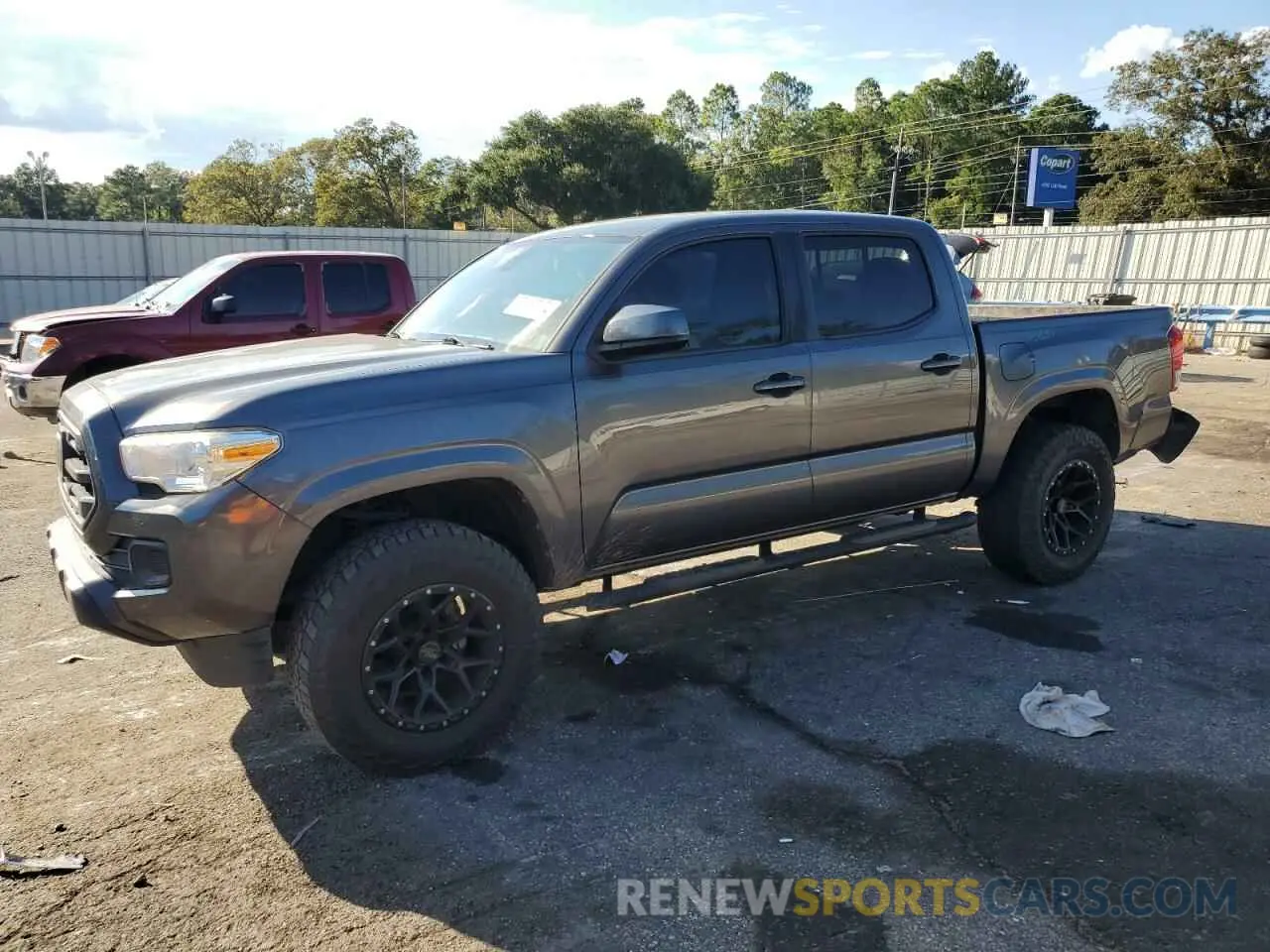 1 Photograph of a damaged car 5TFAX5GN3KX142318 TOYOTA TACOMA 2019
