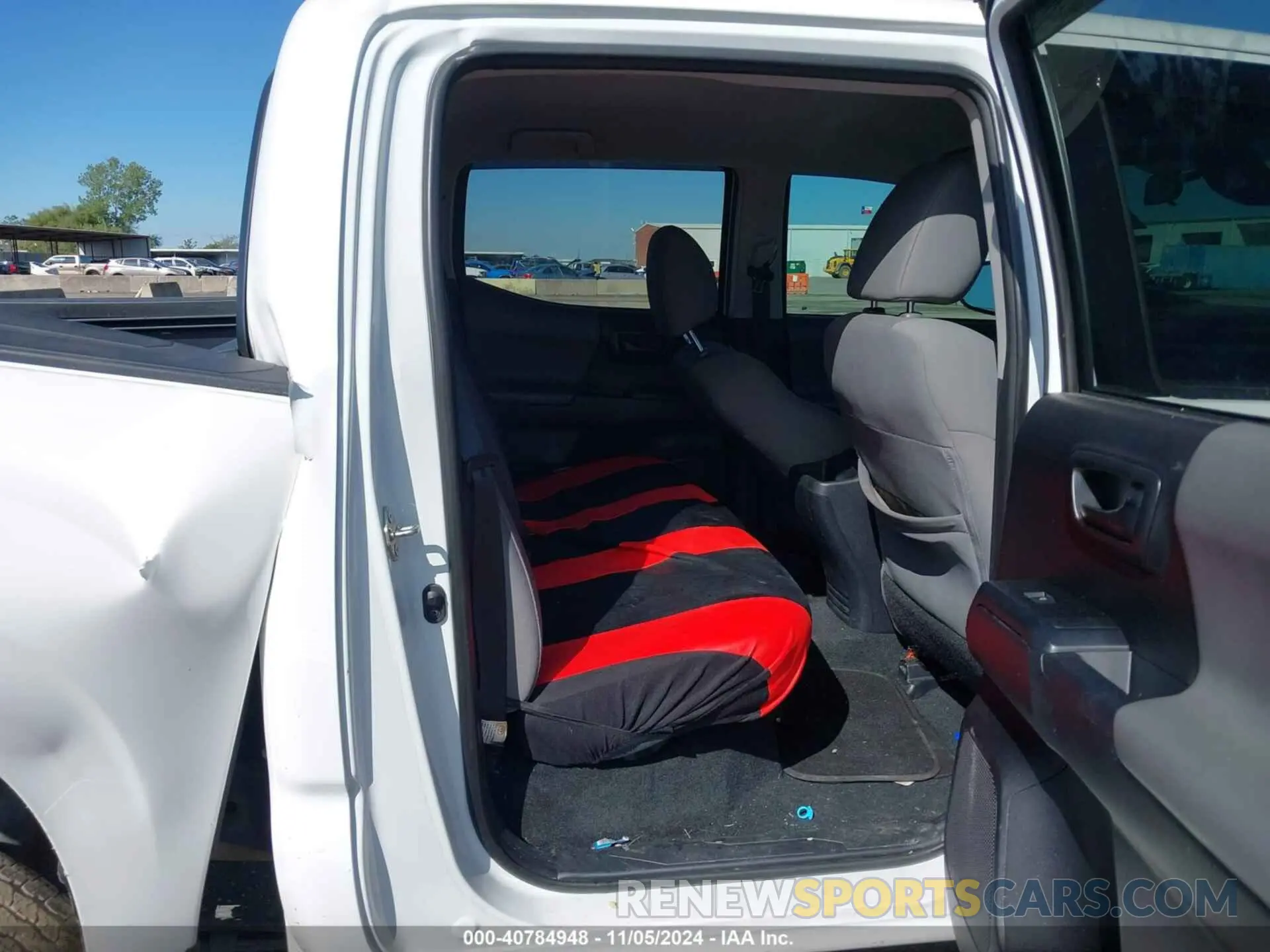 8 Photograph of a damaged car 5TFAX5GN3KX145428 TOYOTA TACOMA 2019