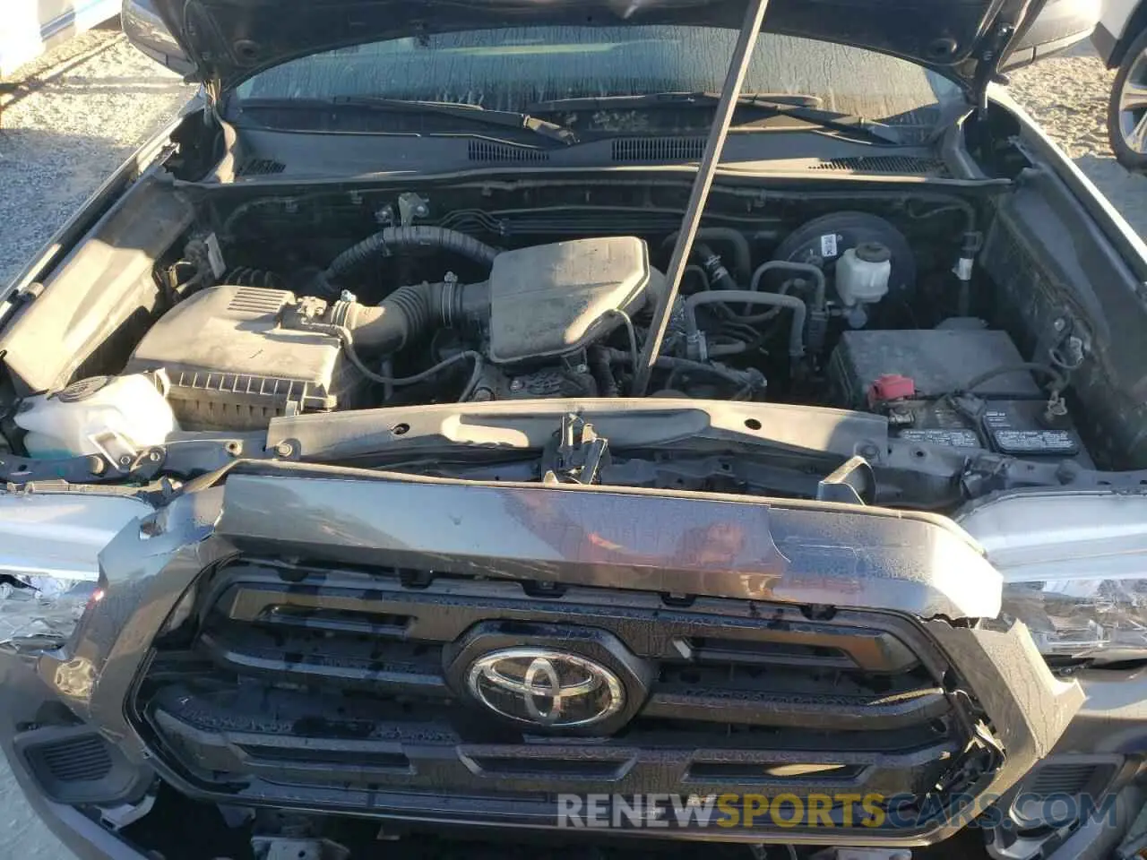 11 Photograph of a damaged car 5TFAX5GN3KX146417 TOYOTA TACOMA 2019