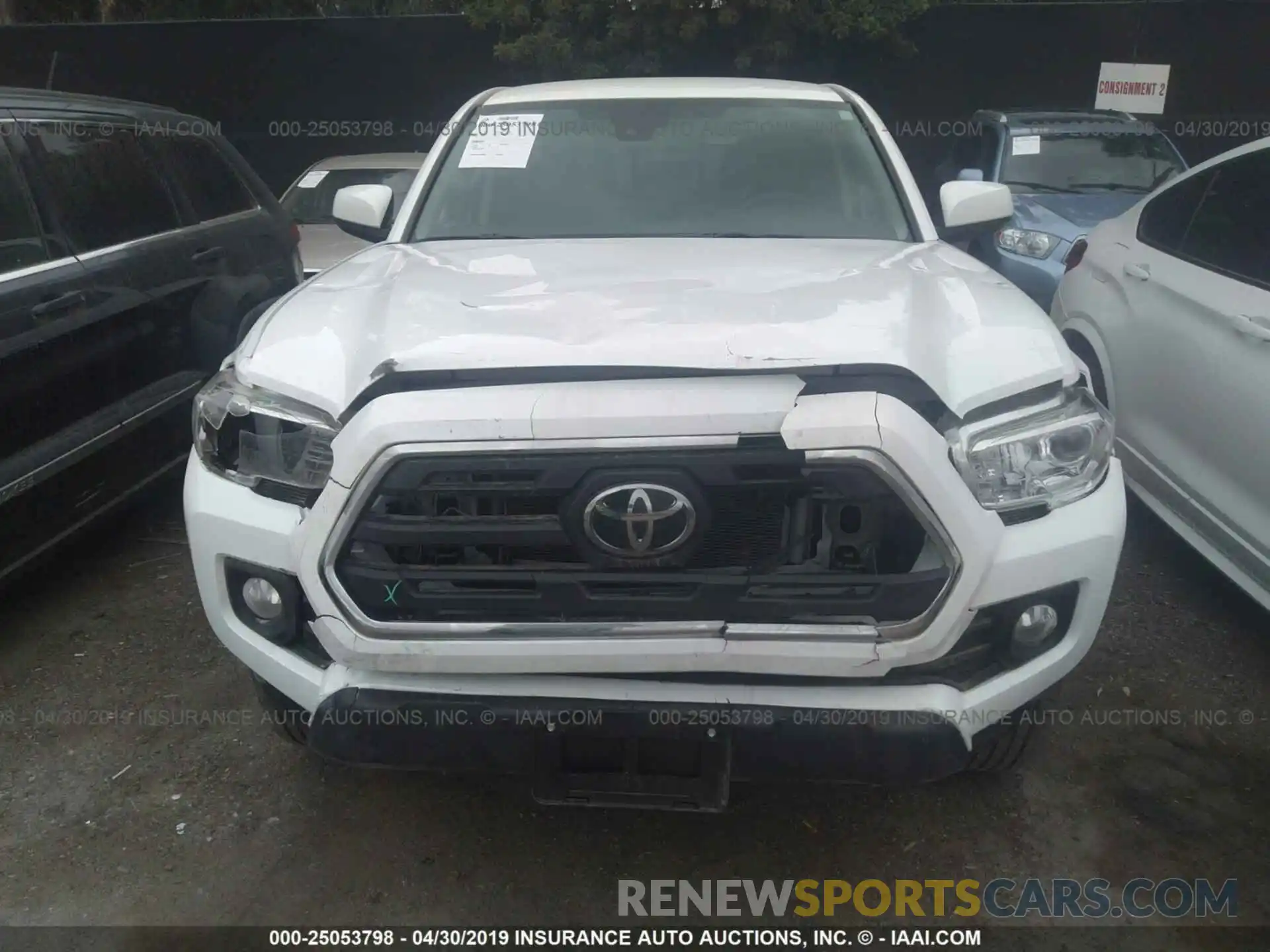 6 Photograph of a damaged car 5TFAX5GN4KX133384 TOYOTA TACOMA 2019