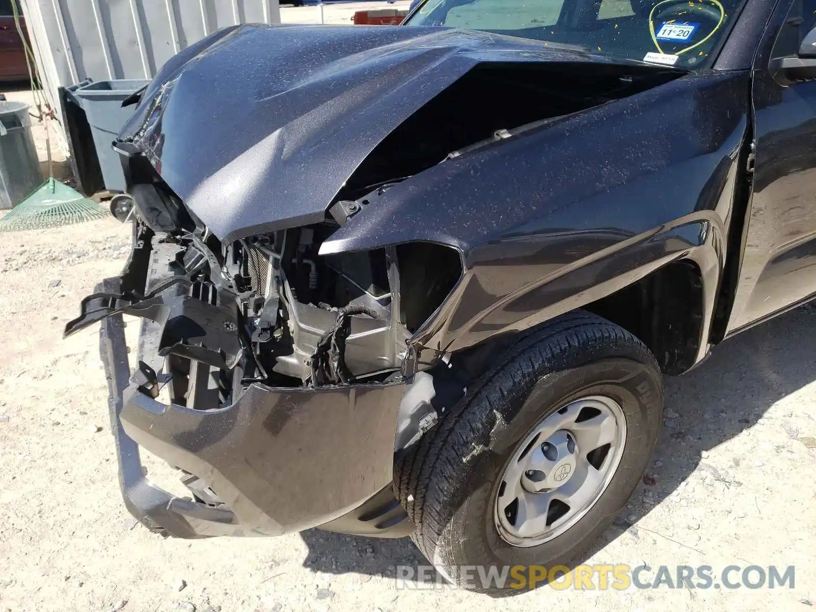 9 Photograph of a damaged car 5TFAX5GN4KX134762 TOYOTA TACOMA 2019