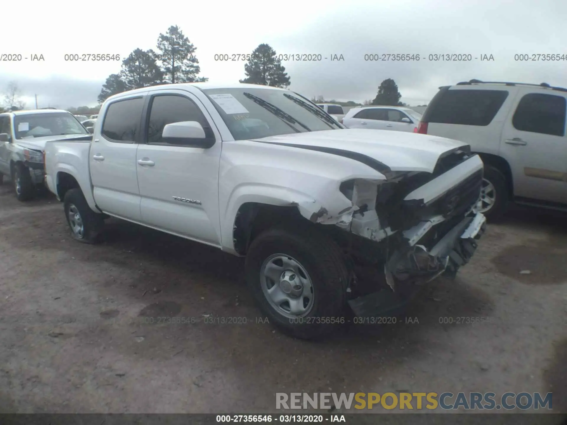 1 Photograph of a damaged car 5TFAX5GN4KX137113 TOYOTA TACOMA 2019