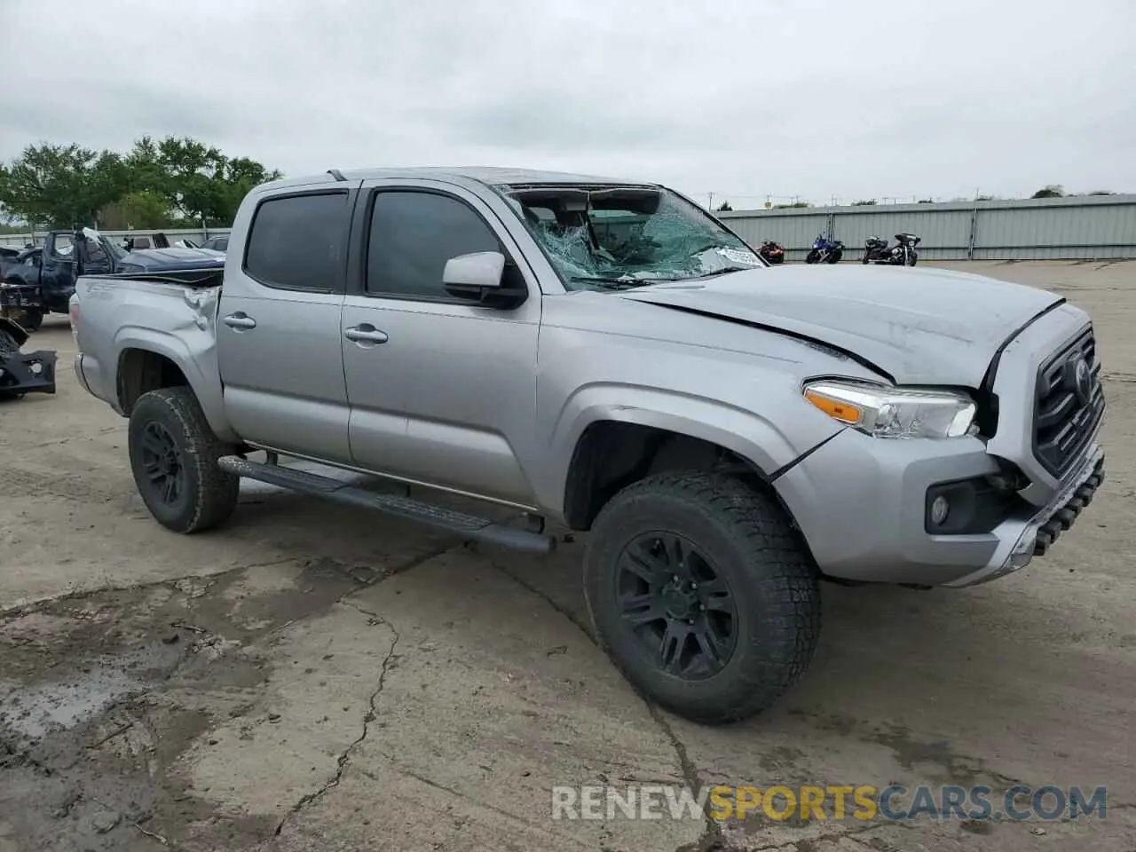 4 Photograph of a damaged car 5TFAX5GN4KX137807 TOYOTA TACOMA 2019