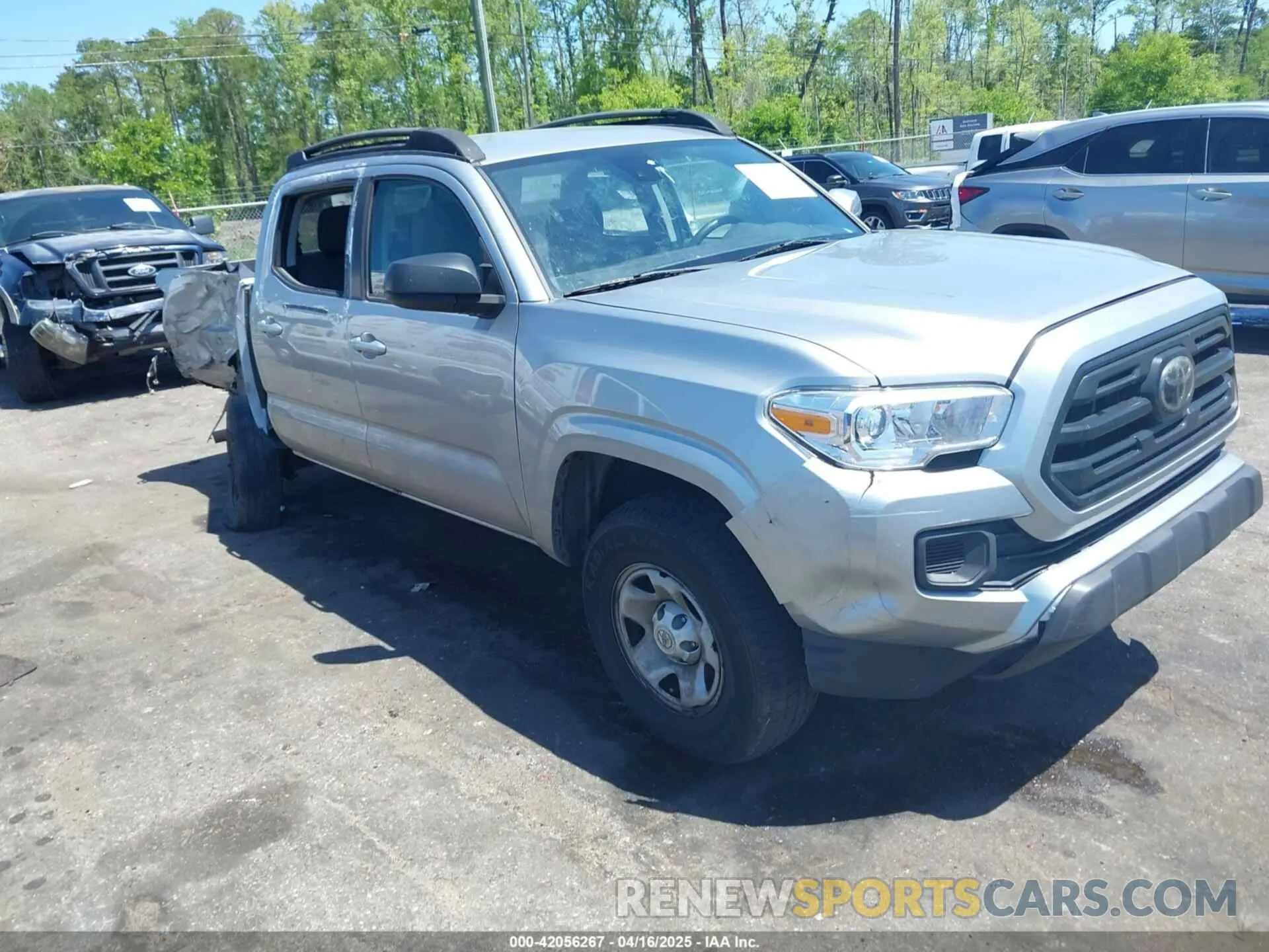 1 Photograph of a damaged car 5TFAX5GN5KX140179 TOYOTA TACOMA 2019