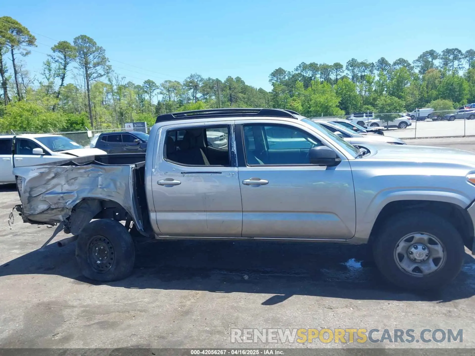 12 Photograph of a damaged car 5TFAX5GN5KX140179 TOYOTA TACOMA 2019