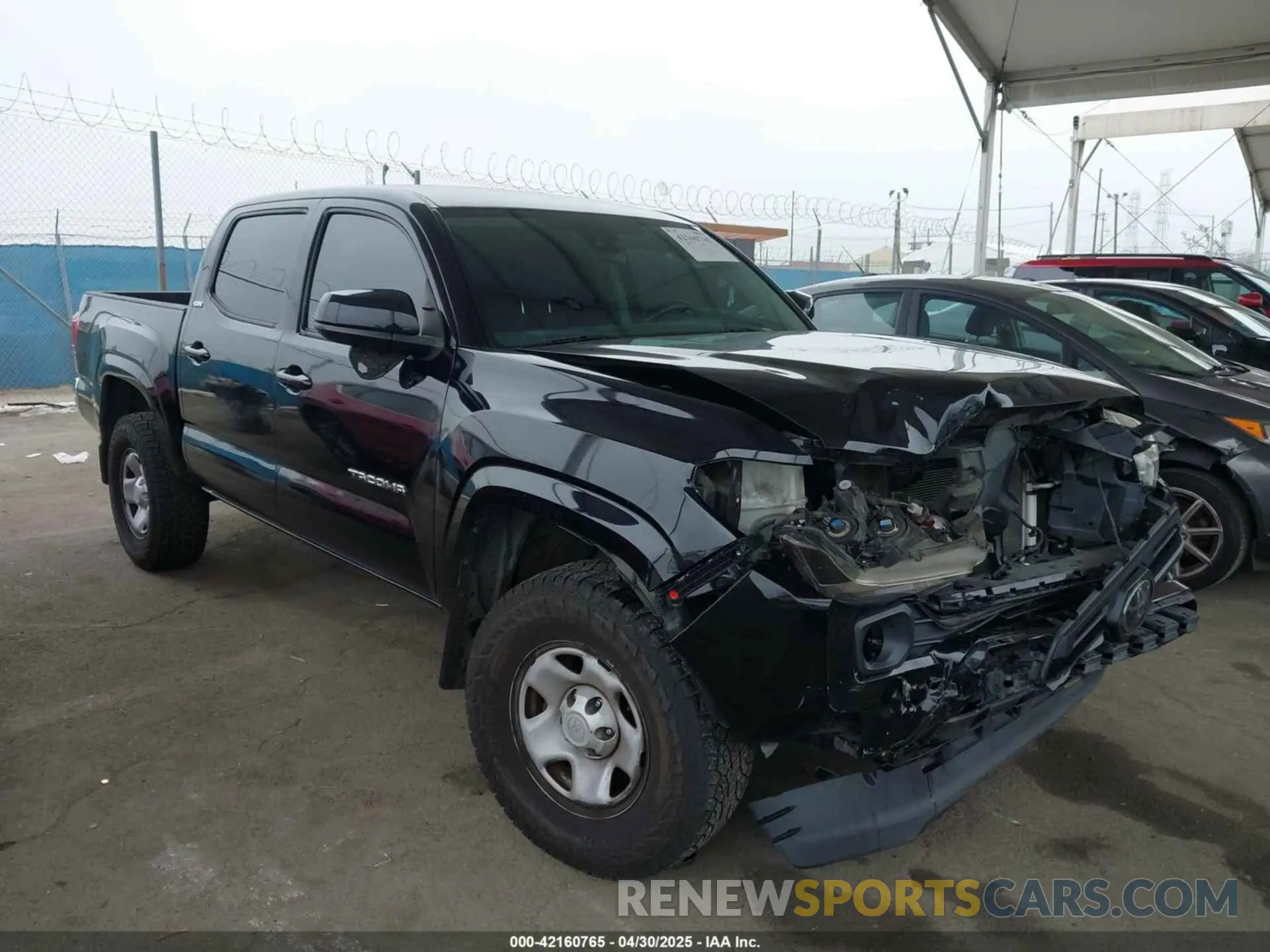 1 Photograph of a damaged car 5TFAX5GN5KX140795 TOYOTA TACOMA 2019