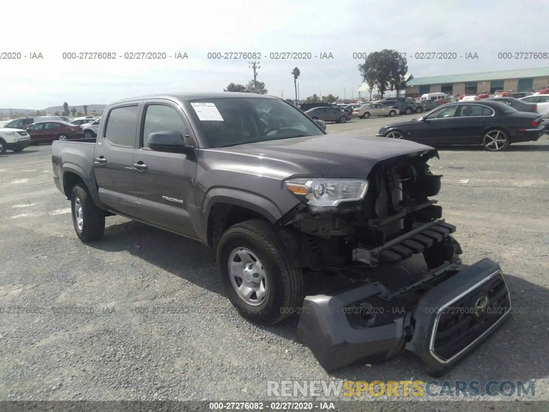 1 Photograph of a damaged car 5TFAX5GN5KX141817 TOYOTA TACOMA 2019