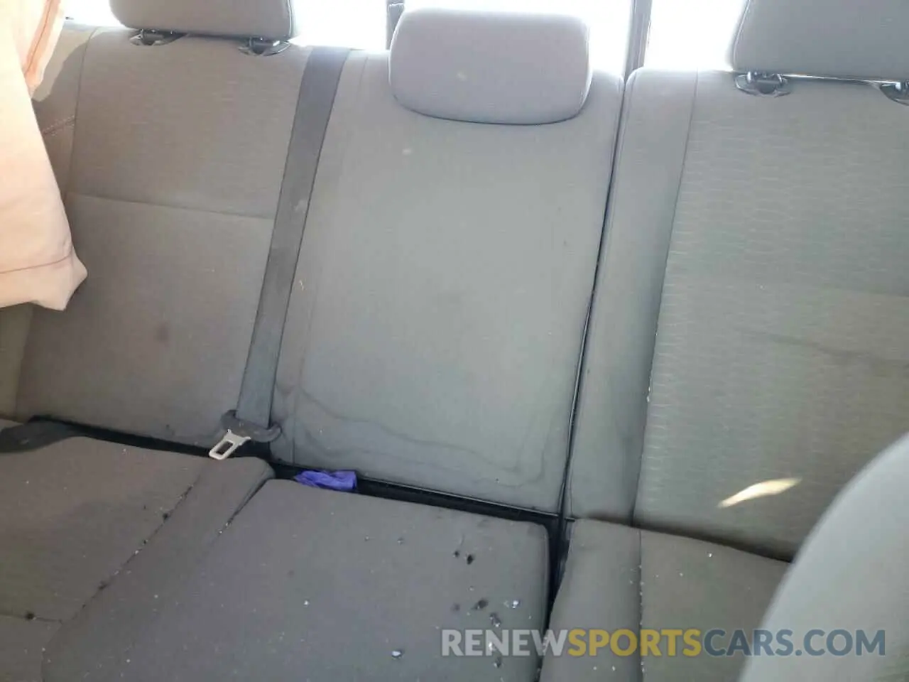 10 Photograph of a damaged car 5TFAX5GN5KX152963 TOYOTA TACOMA 2019