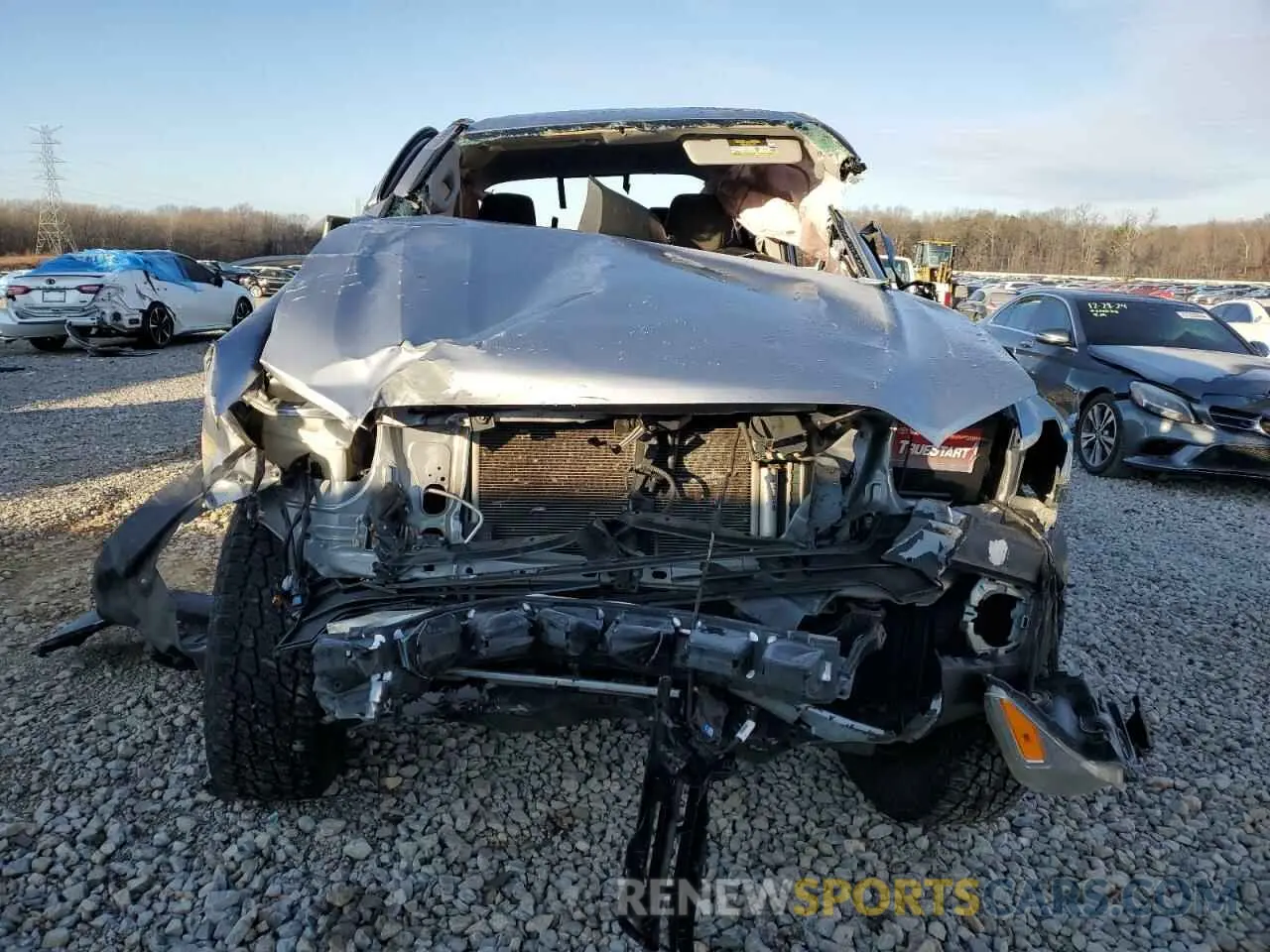 5 Photograph of a damaged car 5TFAX5GN5KX152963 TOYOTA TACOMA 2019