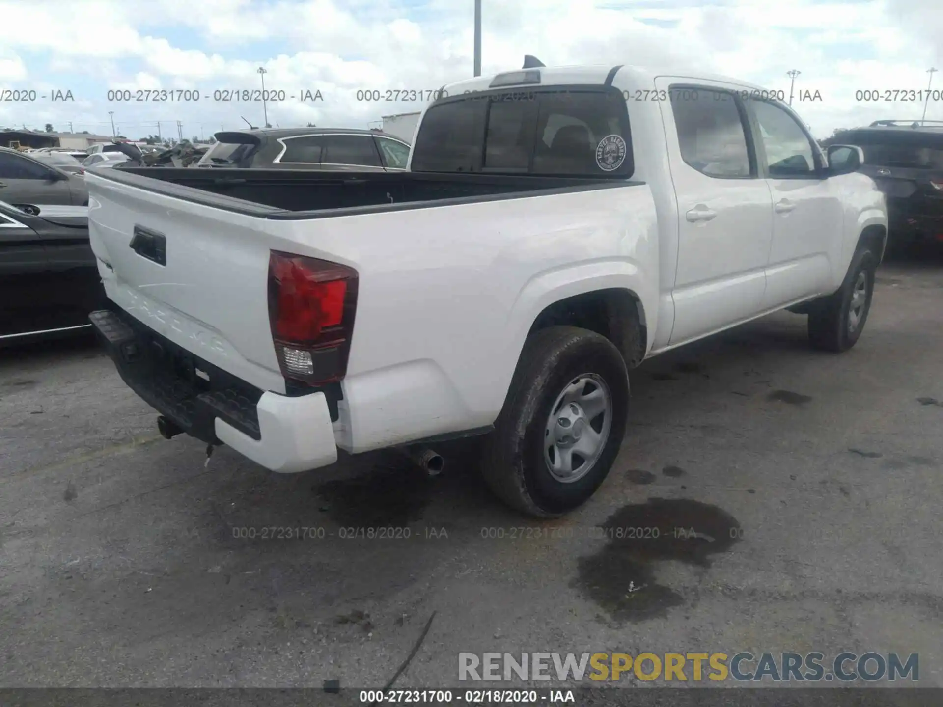 4 Photograph of a damaged car 5TFAX5GN5KX154681 TOYOTA TACOMA 2019