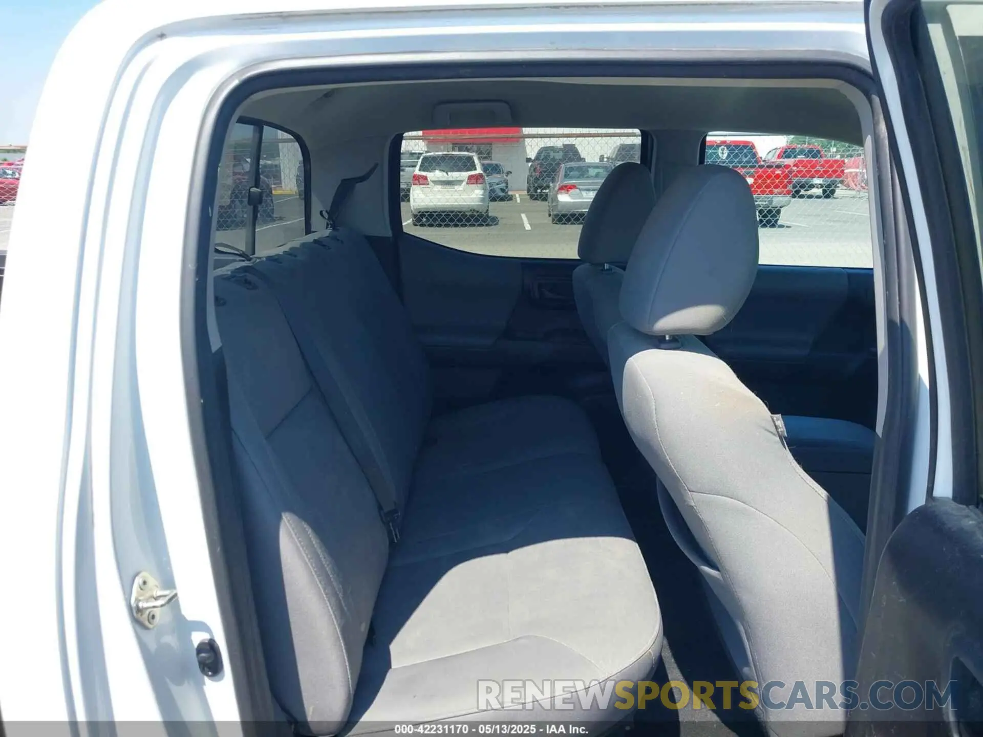 8 Photograph of a damaged car 5TFAX5GN5KX156933 TOYOTA TACOMA 2019