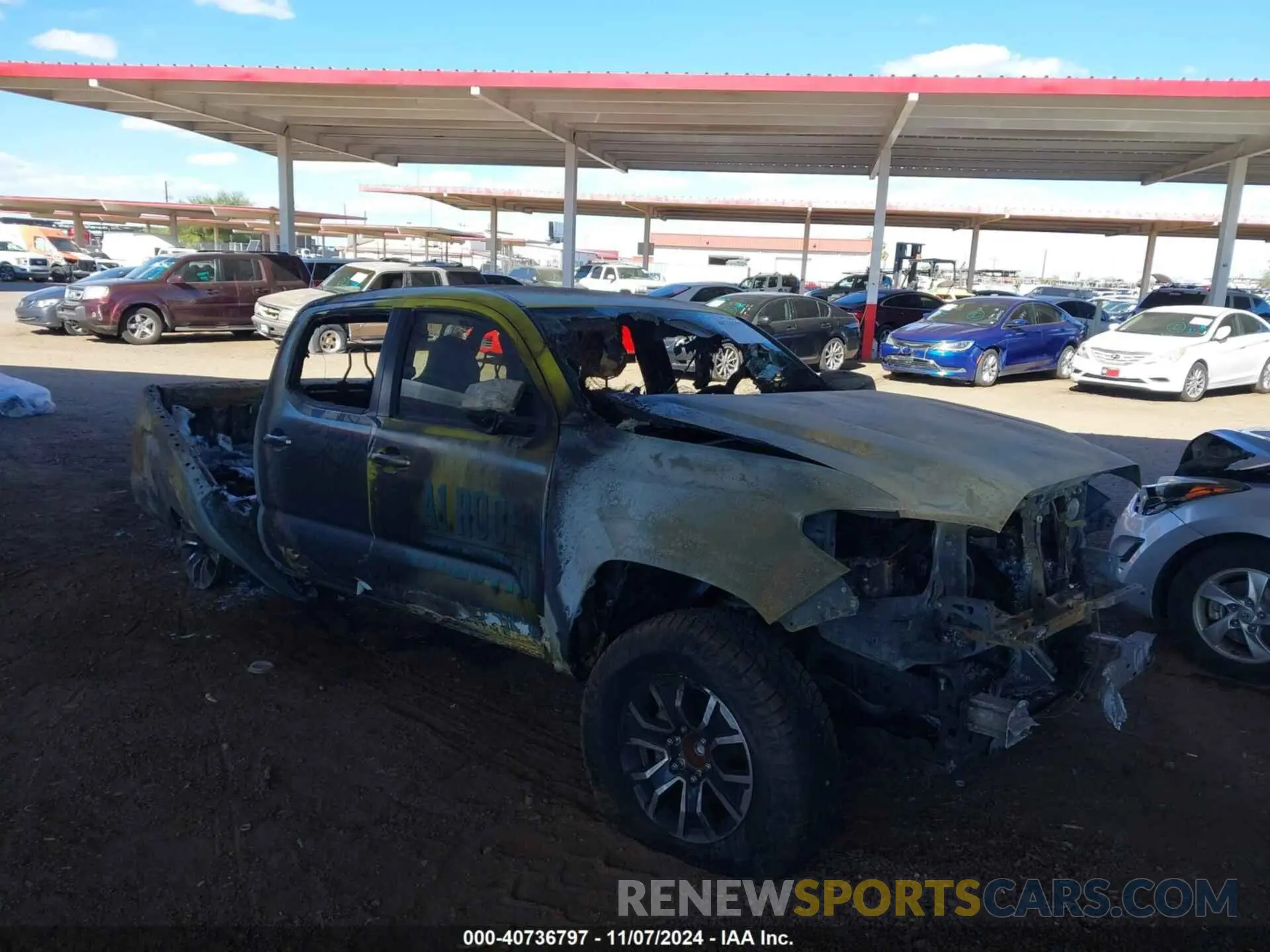 1 Photograph of a damaged car 5TFAX5GN6KX144063 TOYOTA TACOMA 2019