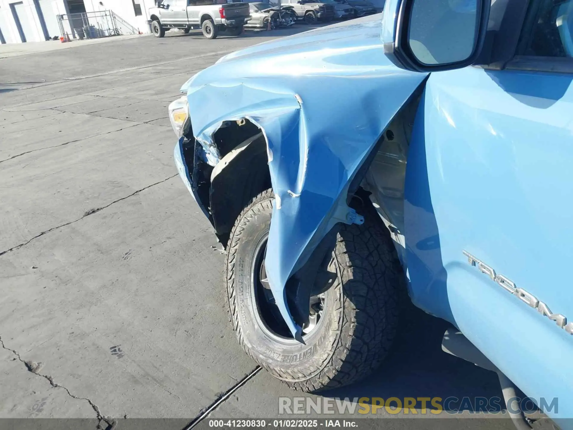 18 Photograph of a damaged car 5TFAX5GN7KX156738 TOYOTA TACOMA 2019