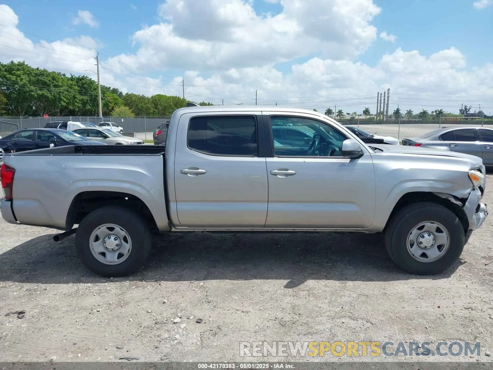 13 Photograph of a damaged car 5TFAX5GN8KX148101 TOYOTA TACOMA 2019