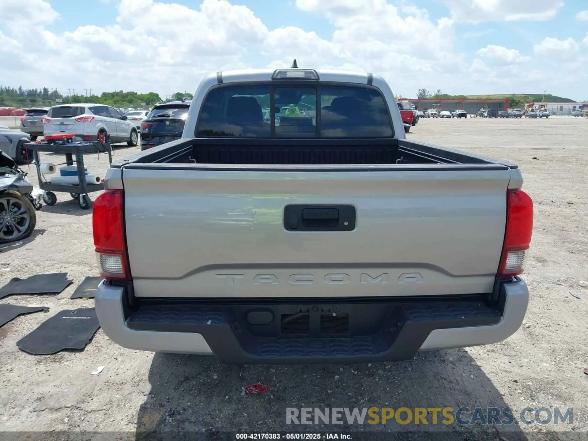 16 Photograph of a damaged car 5TFAX5GN8KX148101 TOYOTA TACOMA 2019