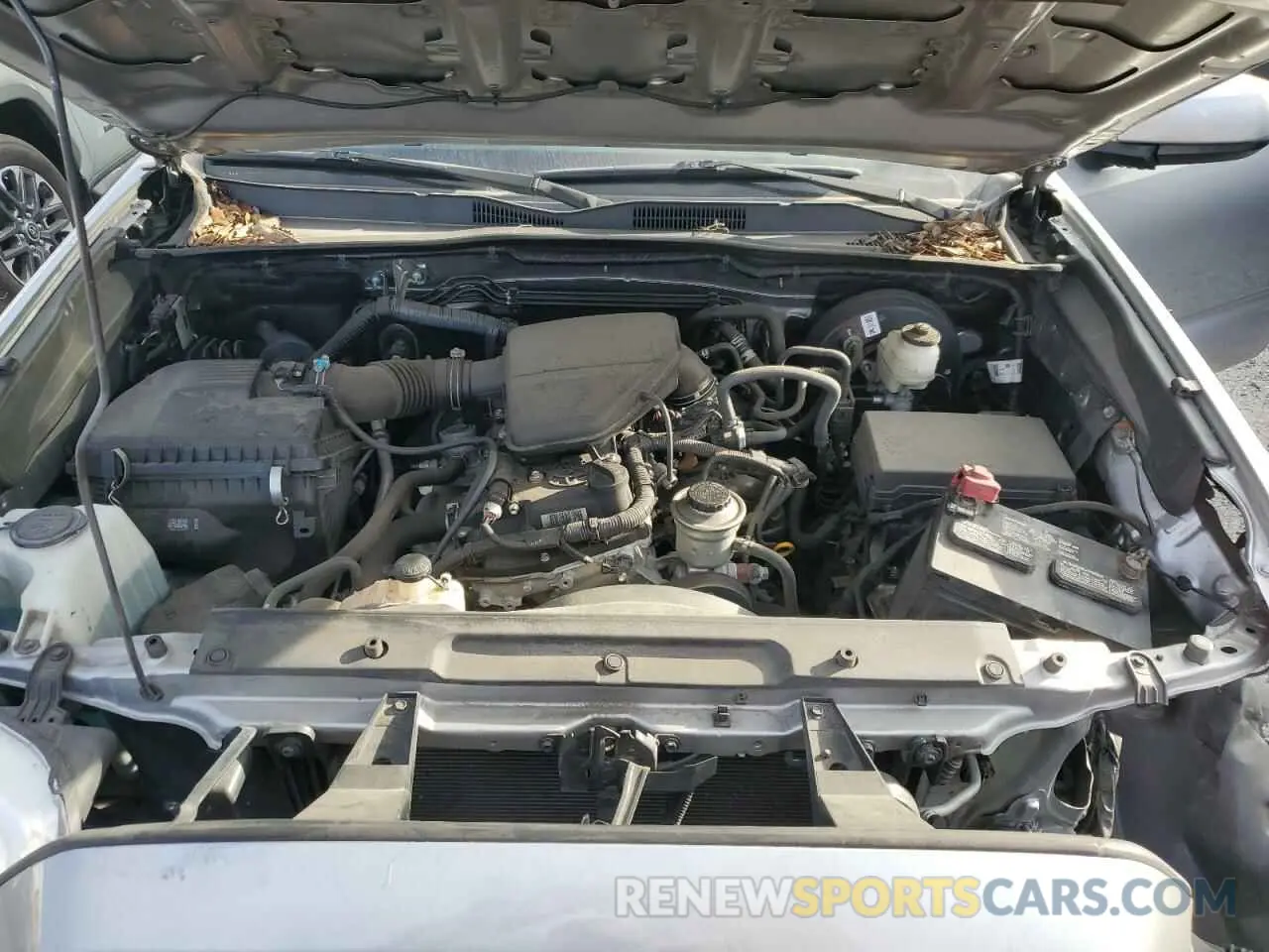 11 Photograph of a damaged car 5TFAX5GN8KX148261 TOYOTA TACOMA 2019