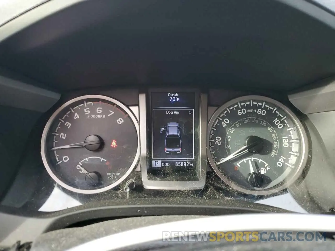 9 Photograph of a damaged car 5TFAX5GN8KX148261 TOYOTA TACOMA 2019