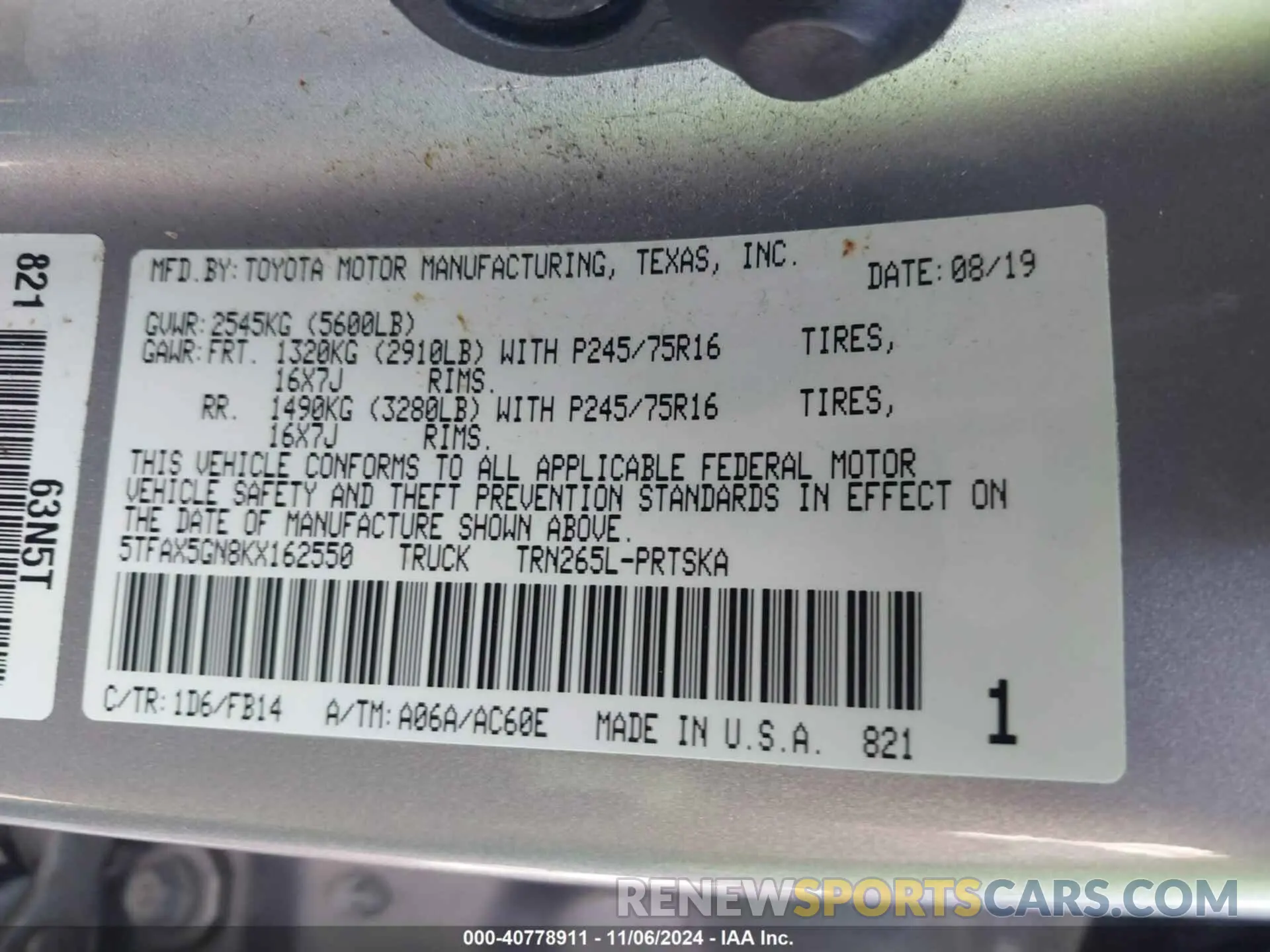 9 Photograph of a damaged car 5TFAX5GN8KX162550 TOYOTA TACOMA 2019