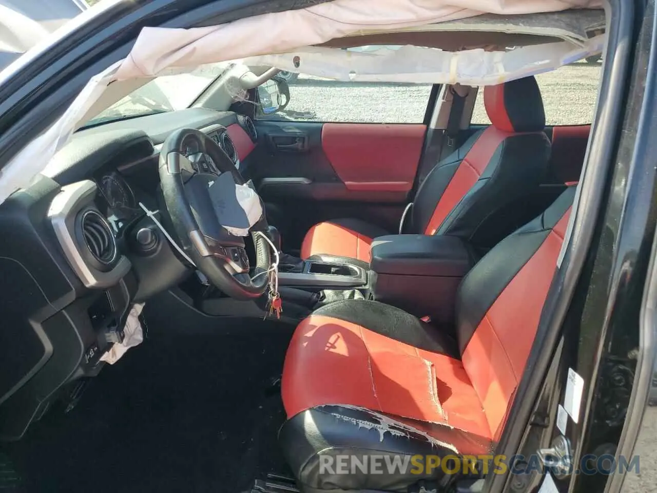 7 Photograph of a damaged car 5TFAX5GN9KX139259 TOYOTA TACOMA 2019
