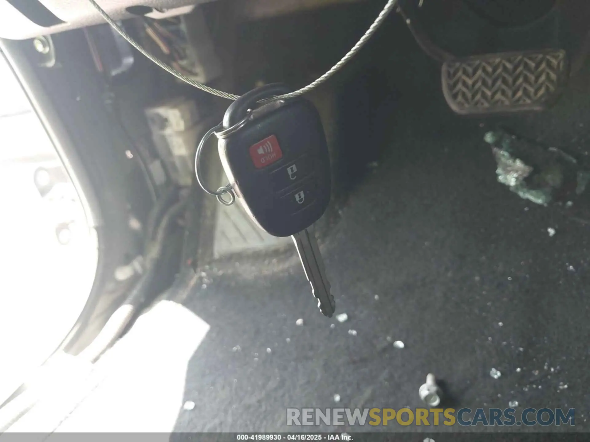 11 Photograph of a damaged car 5TFAX5GN9KX139813 TOYOTA TACOMA 2019