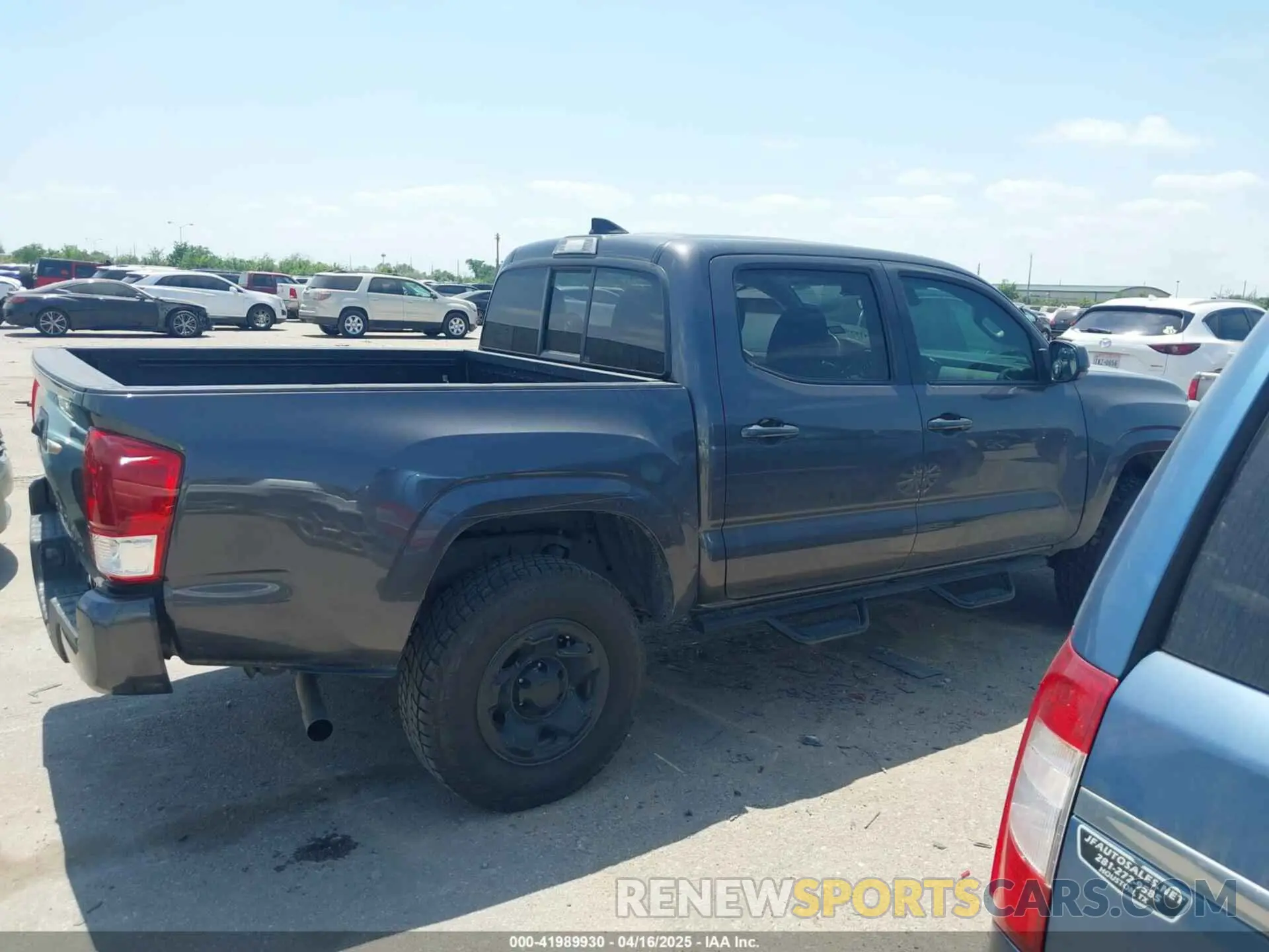 14 Photograph of a damaged car 5TFAX5GN9KX139813 TOYOTA TACOMA 2019
