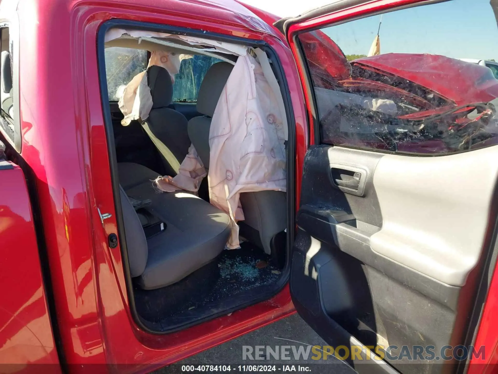 8 Photograph of a damaged car 5TFAX5GN9KX147748 TOYOTA TACOMA 2019
