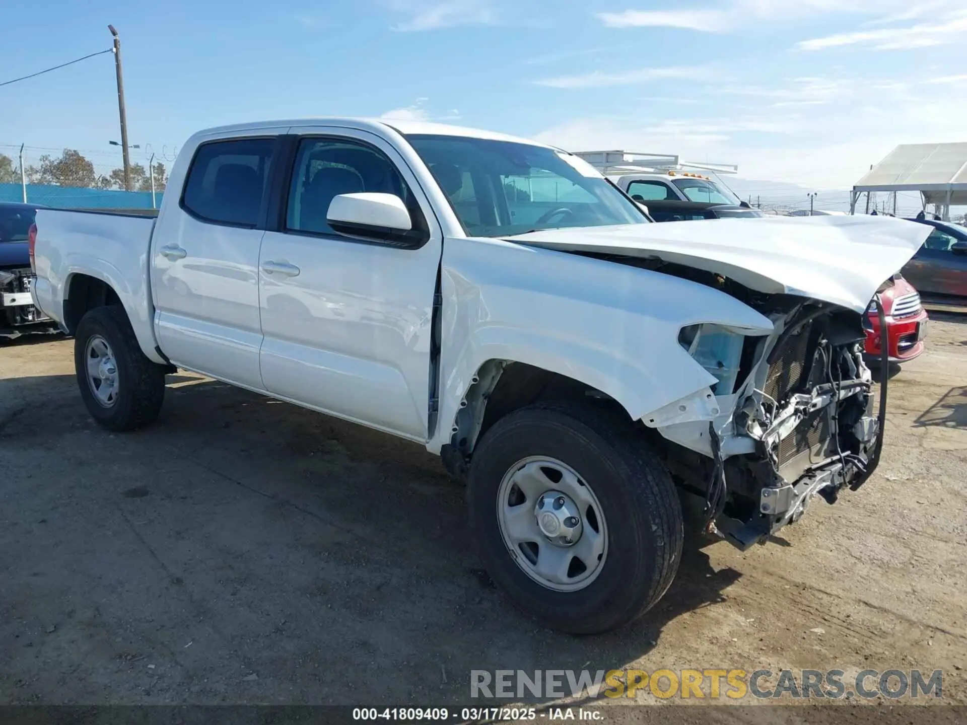 1 Photograph of a damaged car 5TFAX5GN9KX149371 TOYOTA TACOMA 2019