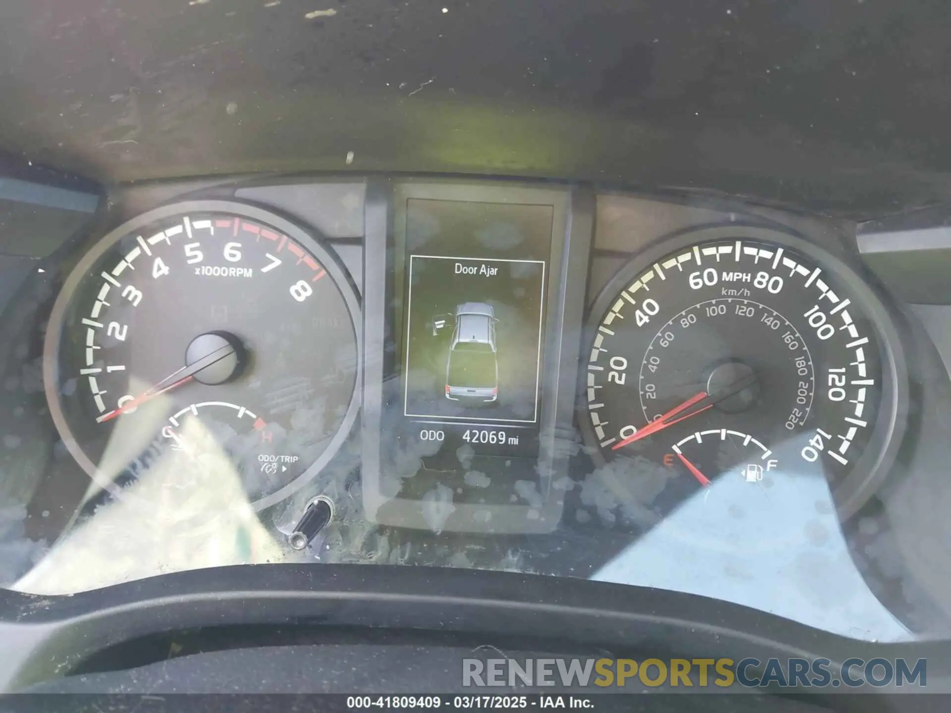7 Photograph of a damaged car 5TFAX5GN9KX149371 TOYOTA TACOMA 2019