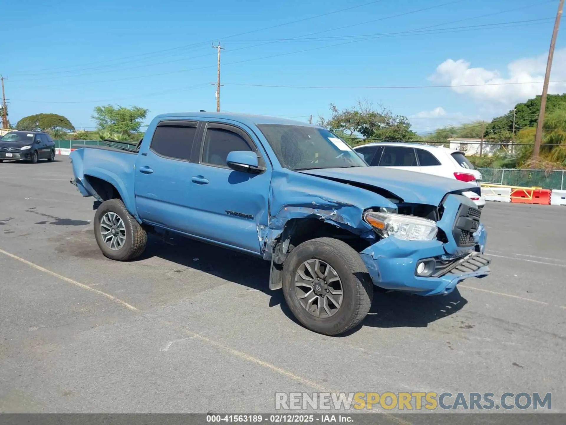 1 Photograph of a damaged car 5TFAX5GN9KX150536 TOYOTA TACOMA 2019
