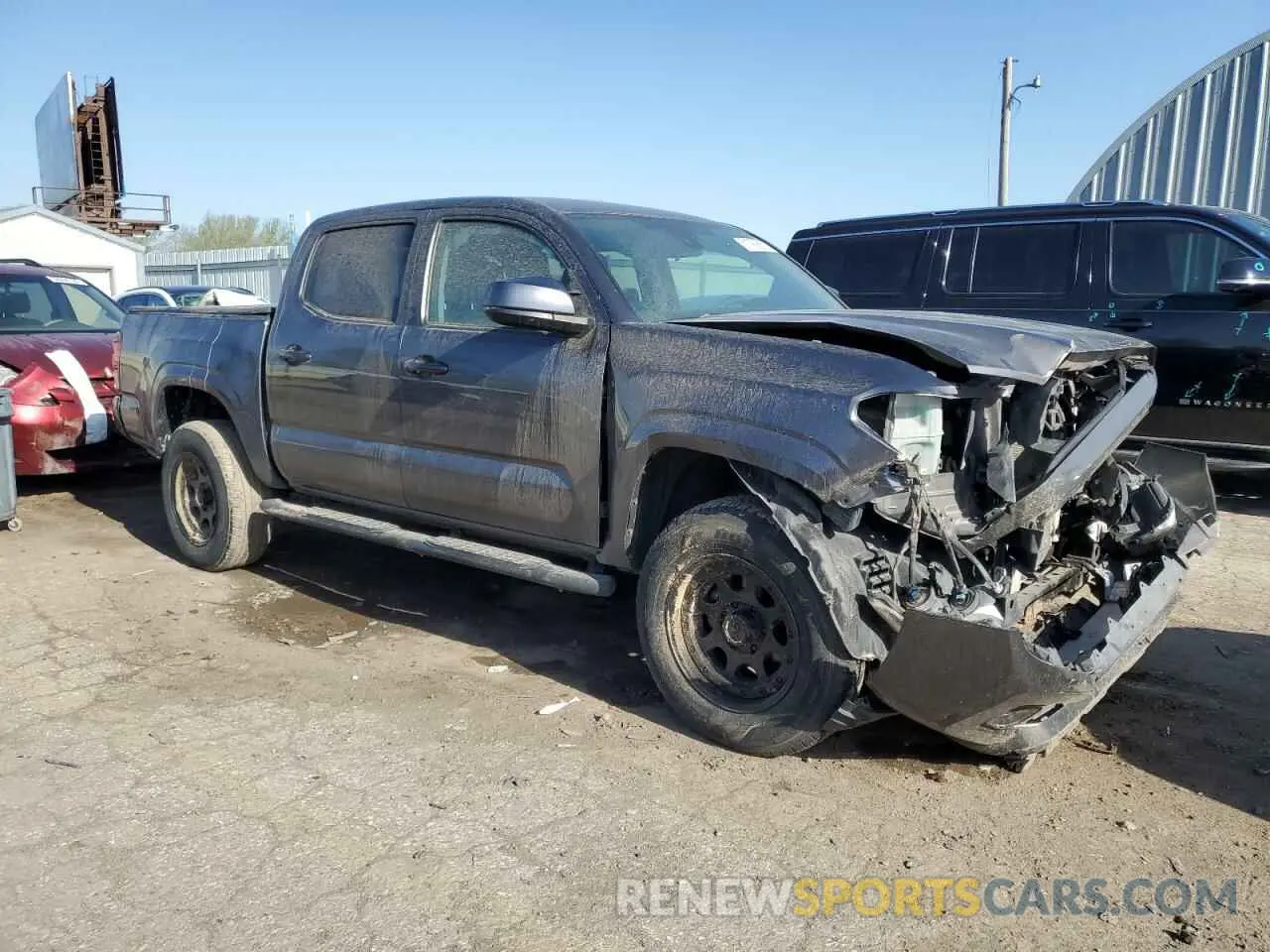 4 Photograph of a damaged car 5TFAX5GNXKX133003 TOYOTA TACOMA 2019