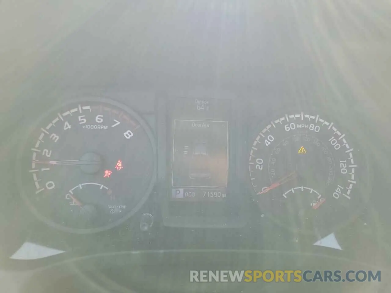 9 Photograph of a damaged car 5TFAX5GNXKX133003 TOYOTA TACOMA 2019