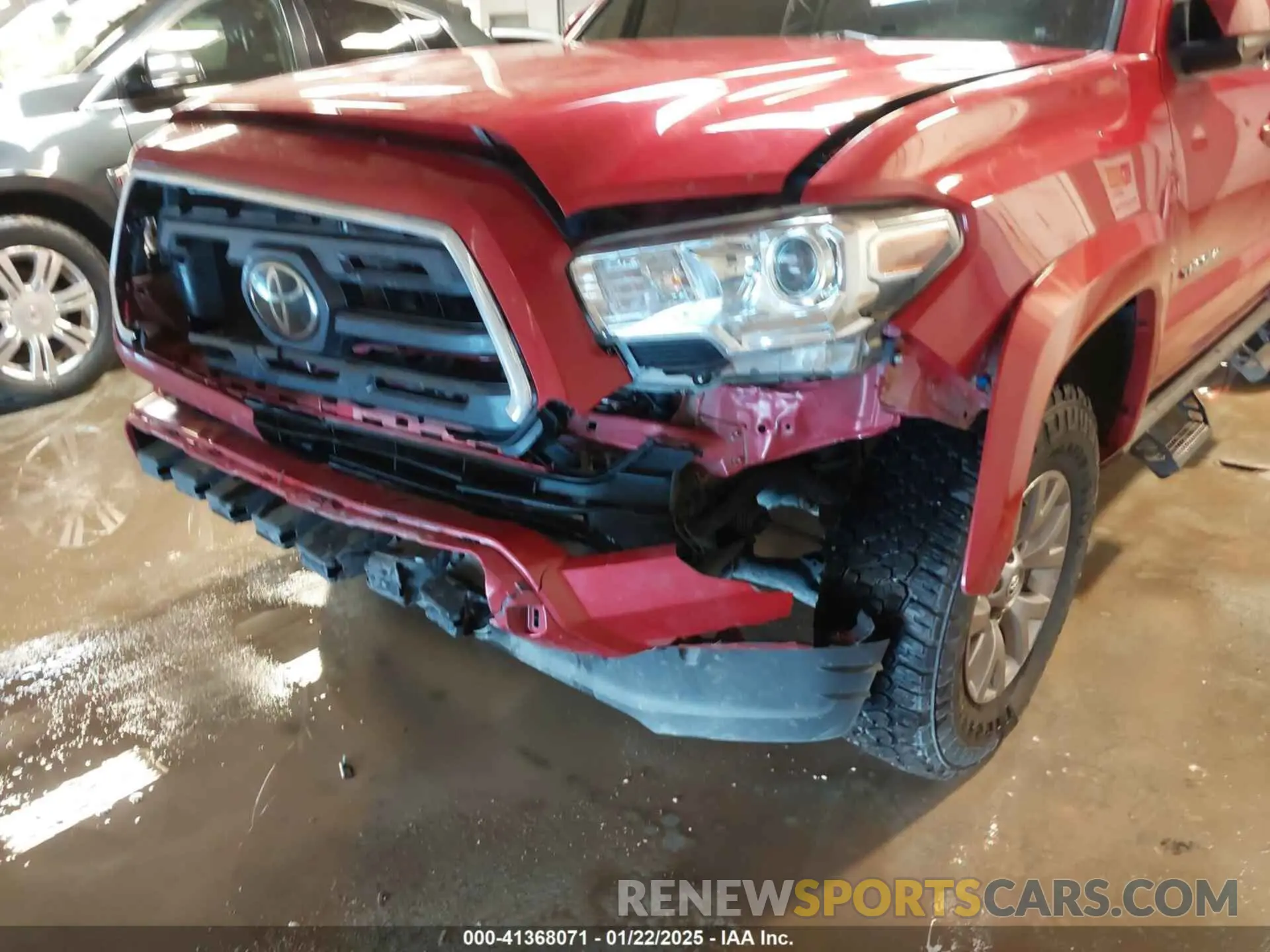 6 Photograph of a damaged car 5TFAZ5CN0KX074821 TOYOTA TACOMA 2019