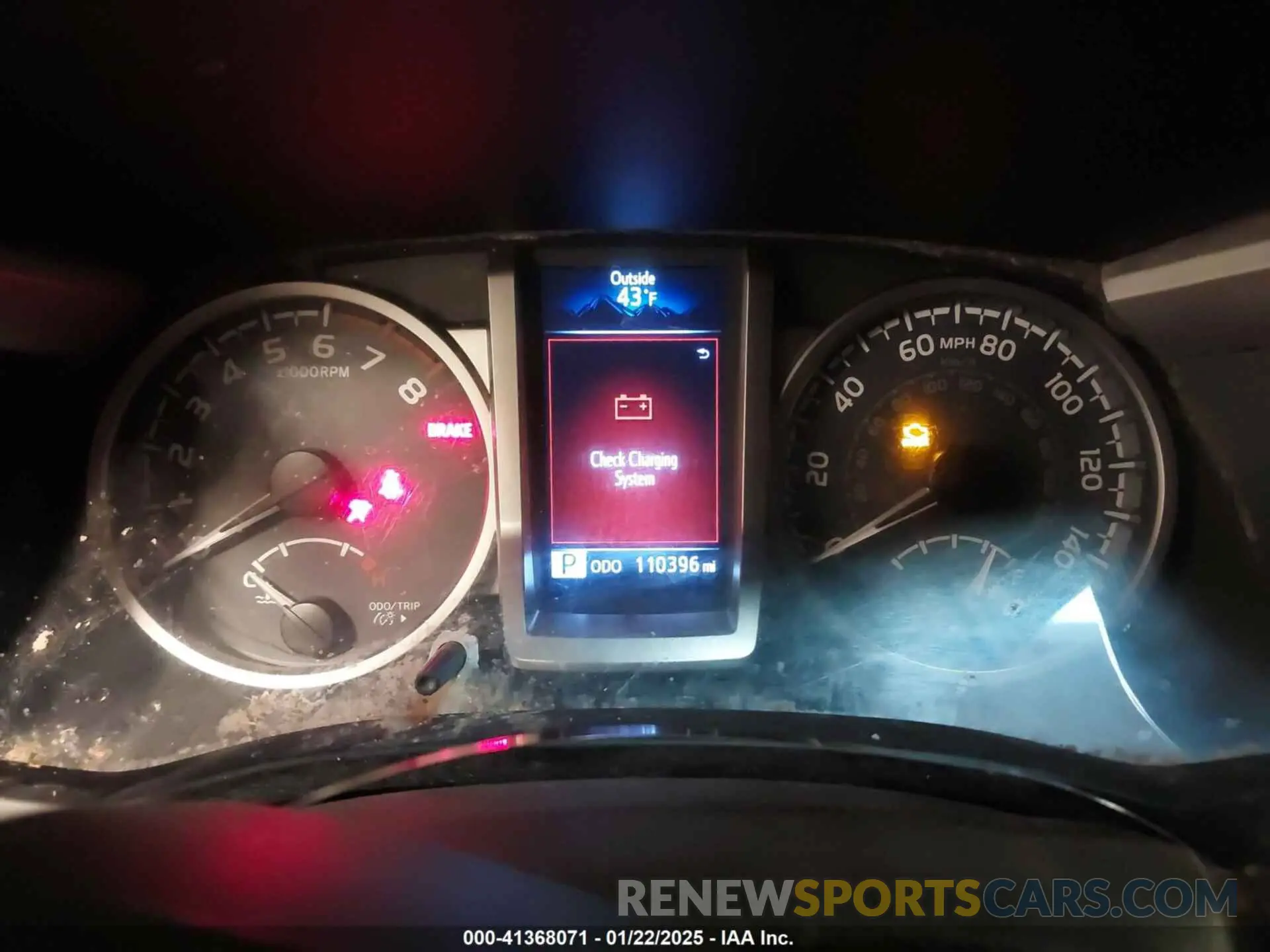 7 Photograph of a damaged car 5TFAZ5CN0KX074821 TOYOTA TACOMA 2019