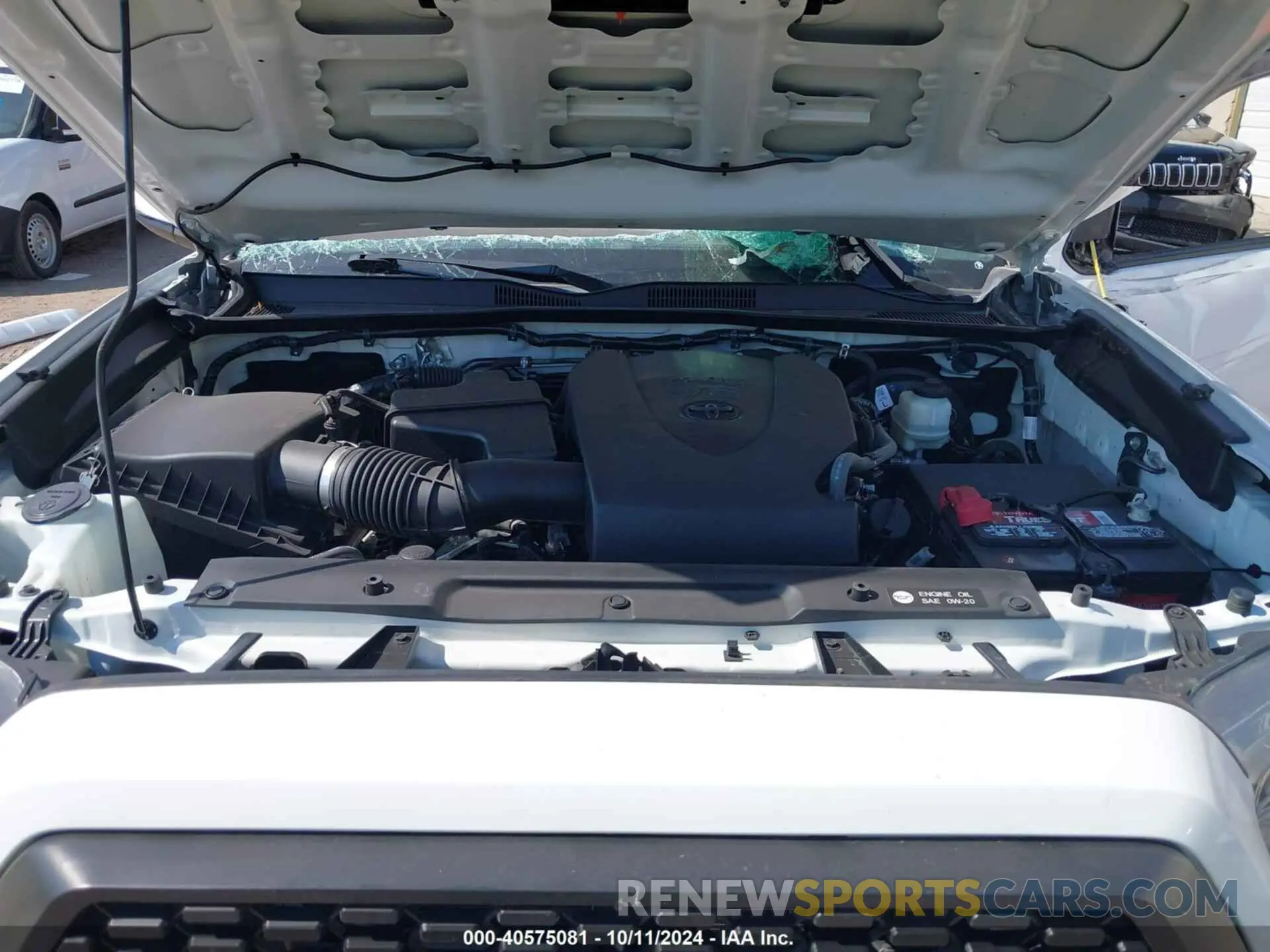 10 Photograph of a damaged car 5TFAZ5CN1KX071717 TOYOTA TACOMA 2019