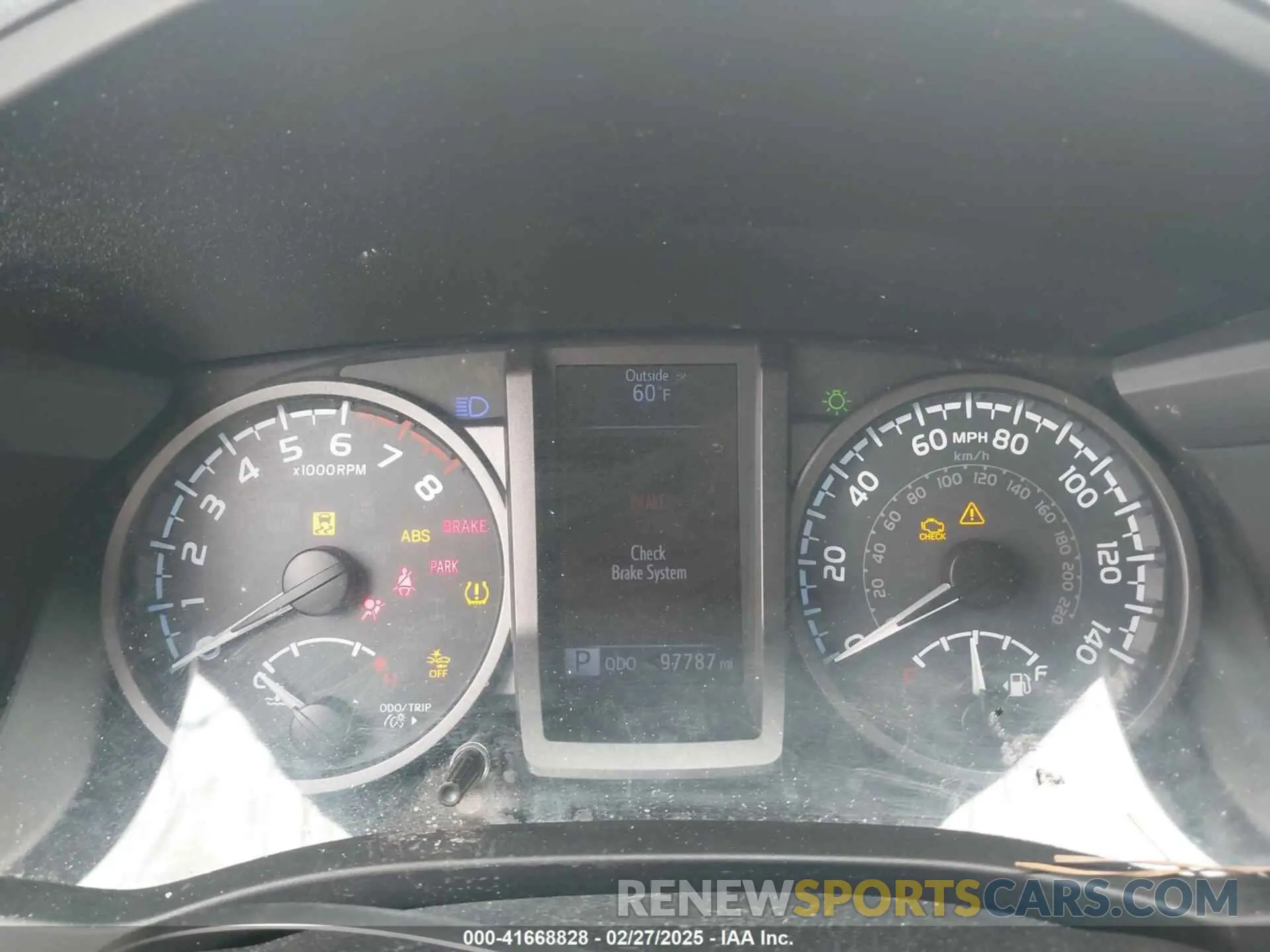 7 Photograph of a damaged car 5TFAZ5CN1KX076058 TOYOTA TACOMA 2019