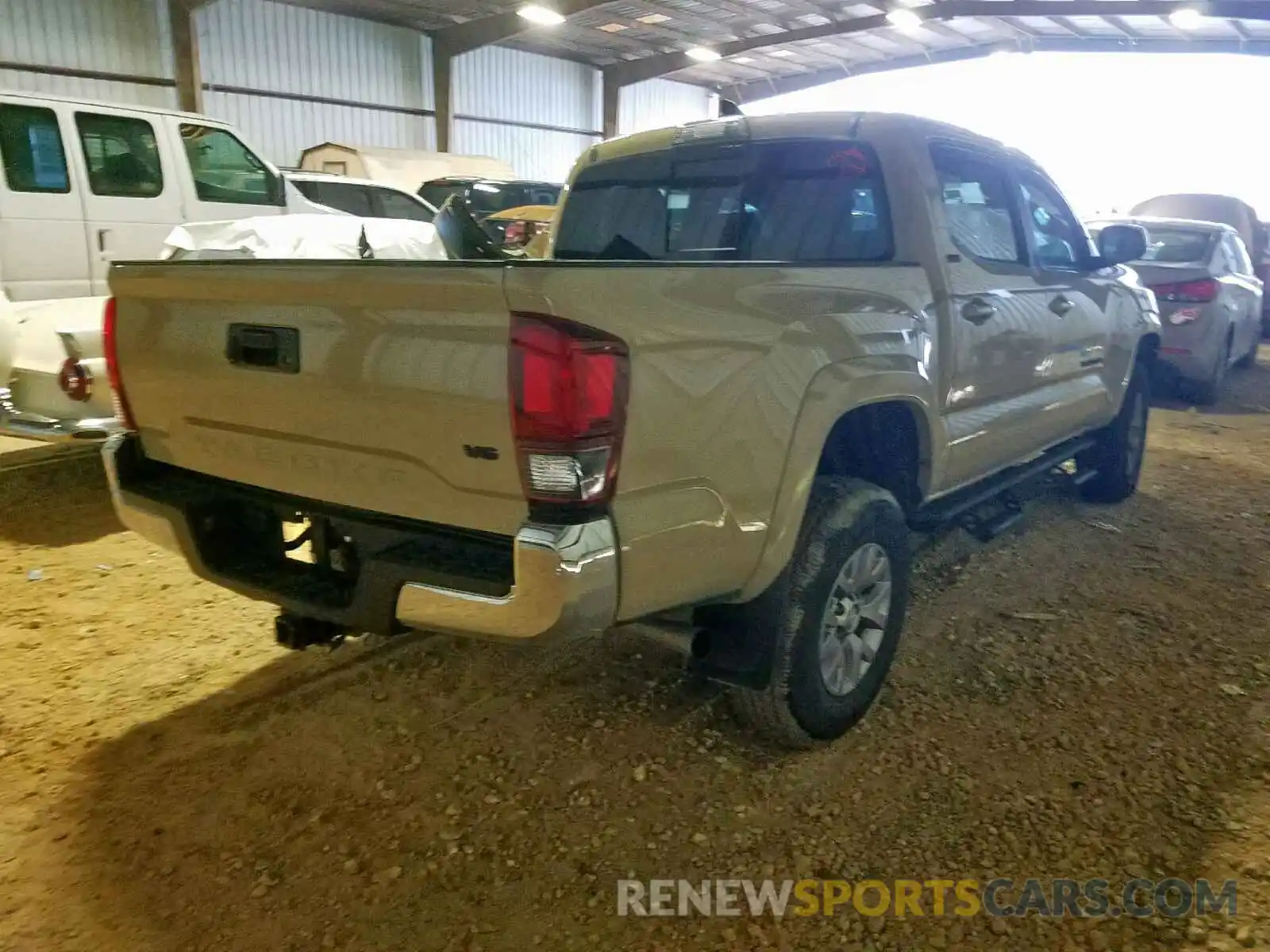 4 Photograph of a damaged car 5TFAZ5CN2KX083102 TOYOTA TACOMA 2019