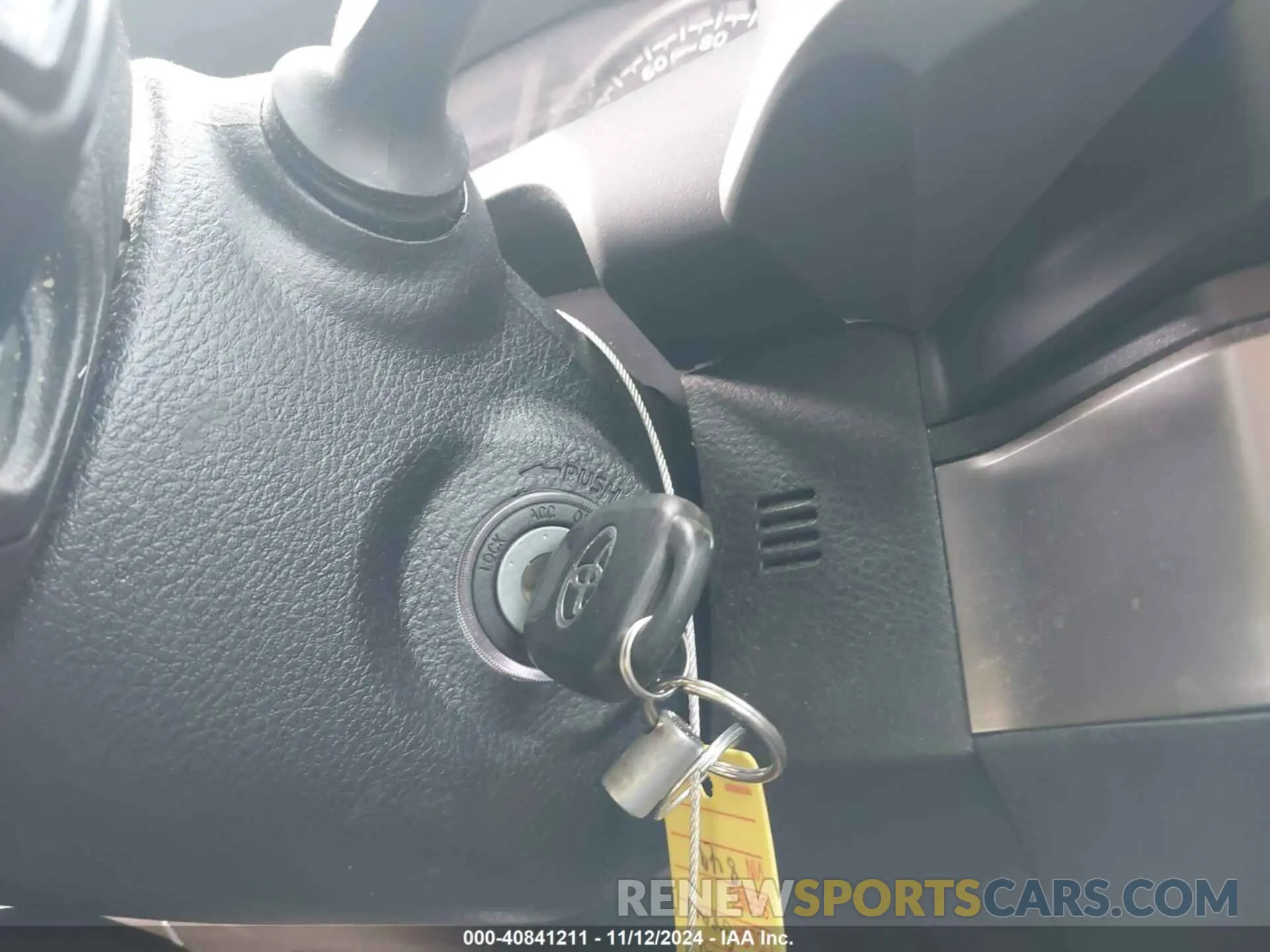 11 Photograph of a damaged car 5TFAZ5CN3KX078491 TOYOTA TACOMA 2019