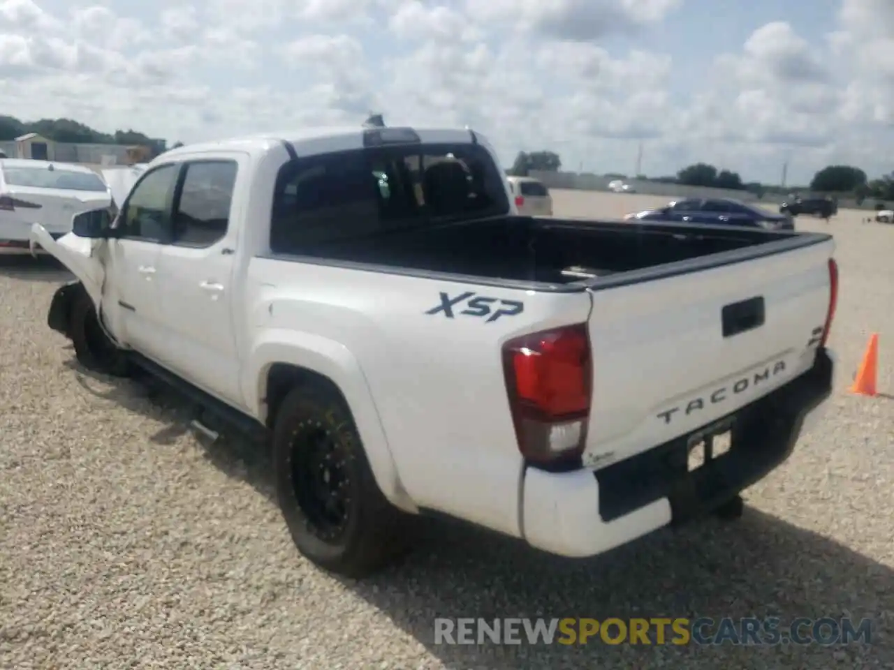 3 Photograph of a damaged car 5TFAZ5CN5KX080517 TOYOTA TACOMA 2019