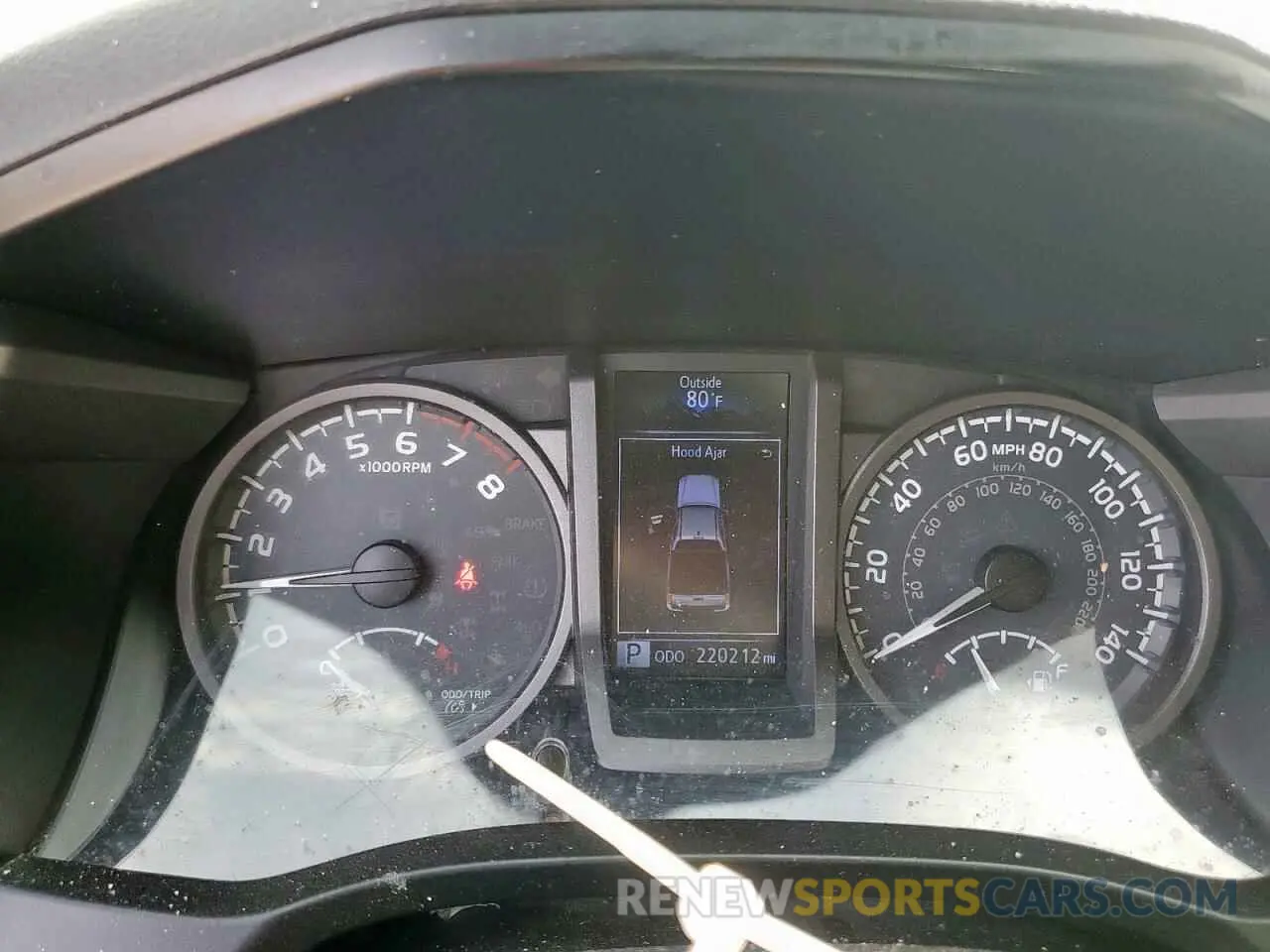 9 Photograph of a damaged car 5TFAZ5CN5KX084616 TOYOTA TACOMA 2019