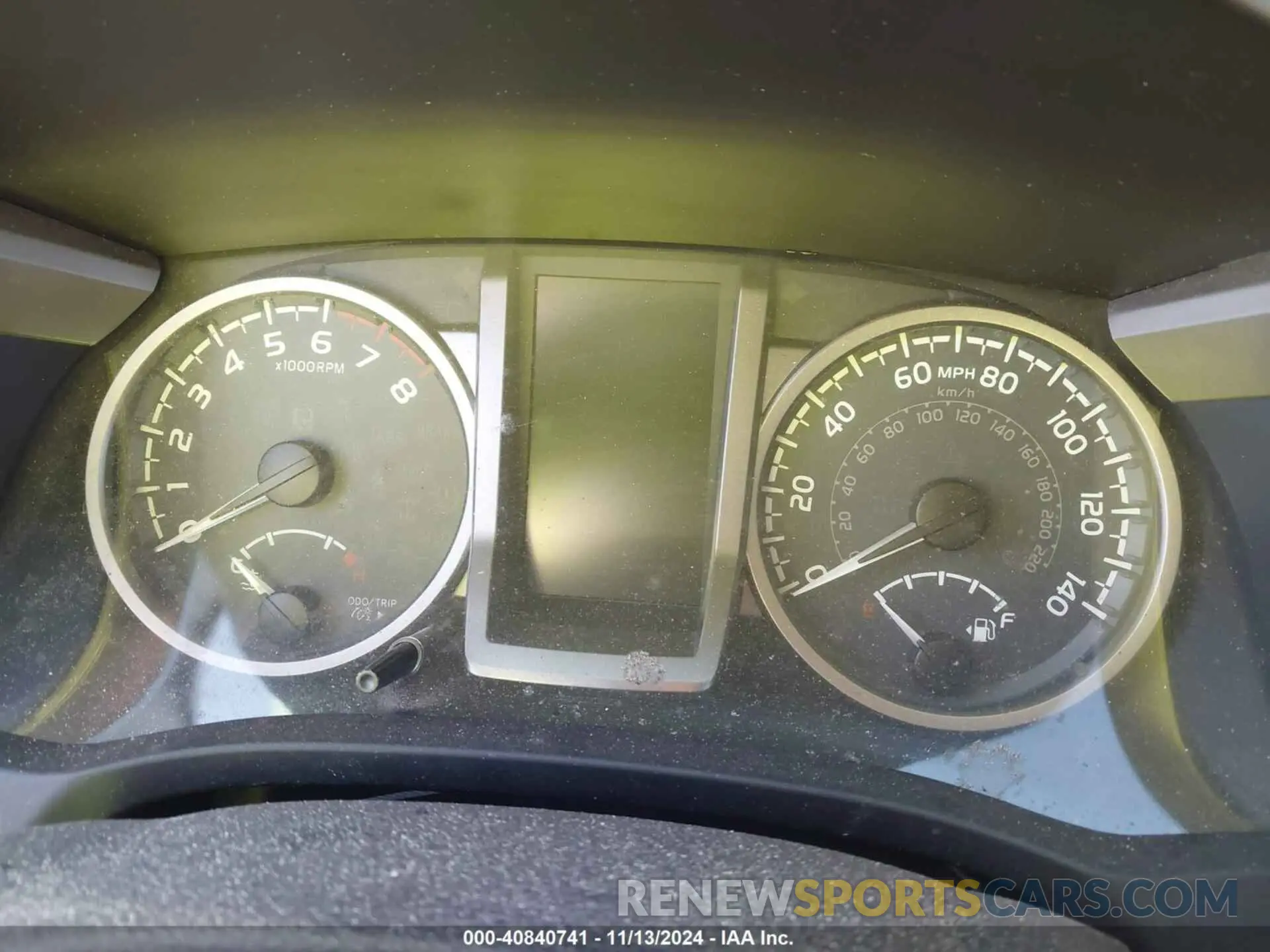 15 Photograph of a damaged car 5TFAZ5CN6KX075231 TOYOTA TACOMA 2019
